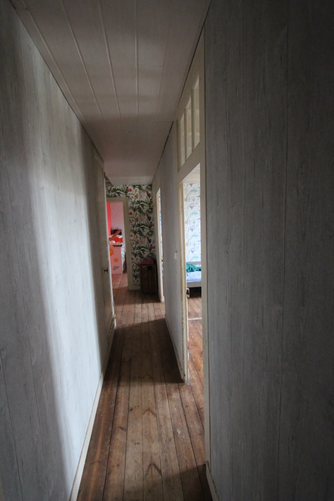 Magnifique maison en pierres avec hangars, piscine chauffée, proche Niort 