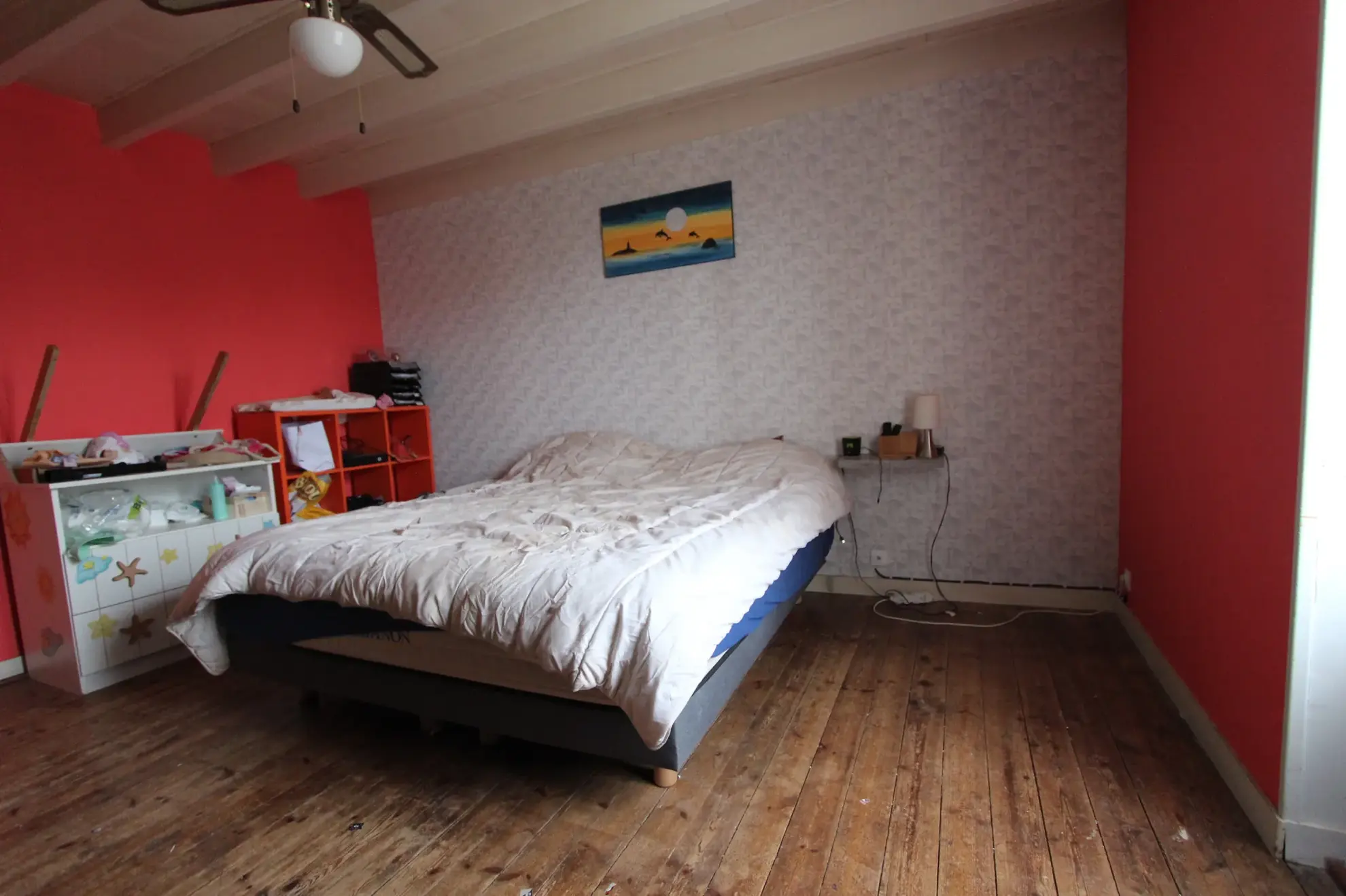 Magnifique maison en pierres avec hangars, piscine chauffée, proche Niort 