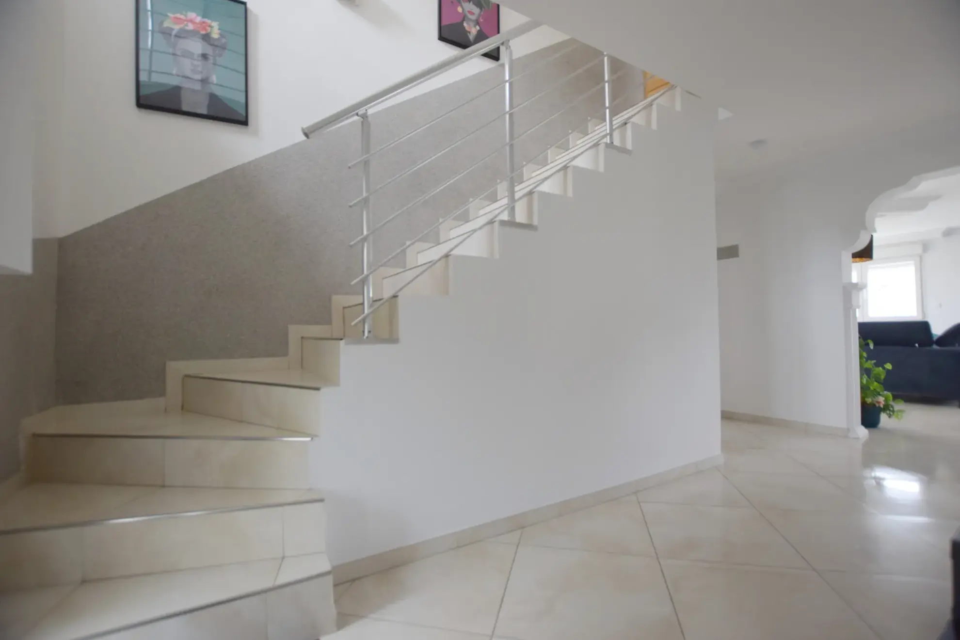 Splendide duplex contemporain de 206 m² avec terrasses et vue panoramique à Taillecourt 