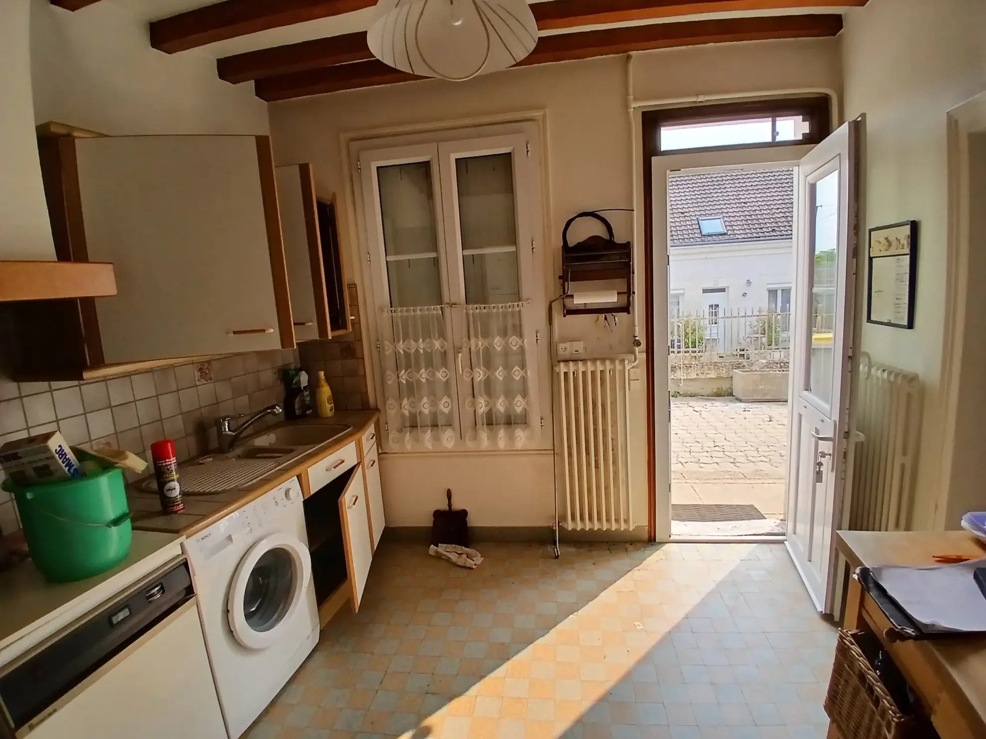 Maison de ville à vendre à Villiers-sur-Loir proche de Vendôme, 63 m² avec terrasse et garage 