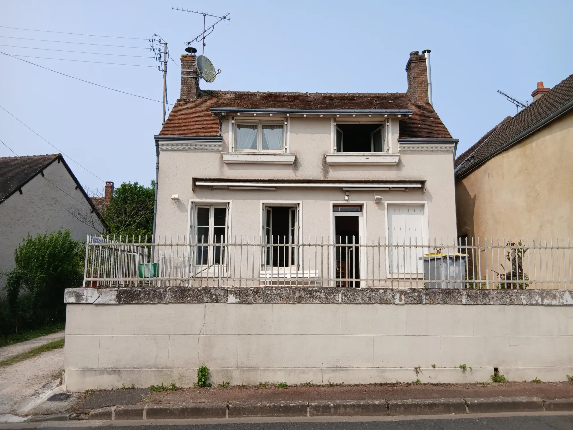 Maison de ville à vendre à Villiers-sur-Loir proche de Vendôme, 63 m² avec terrasse et garage 