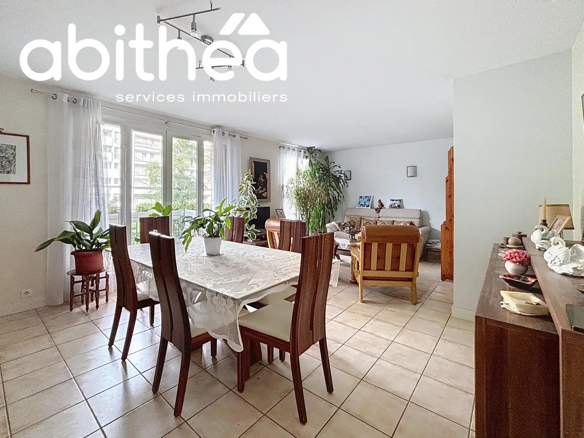 Appartement de 79 m² avec balcon et box à Choisy-le-Roi proche tramway T9