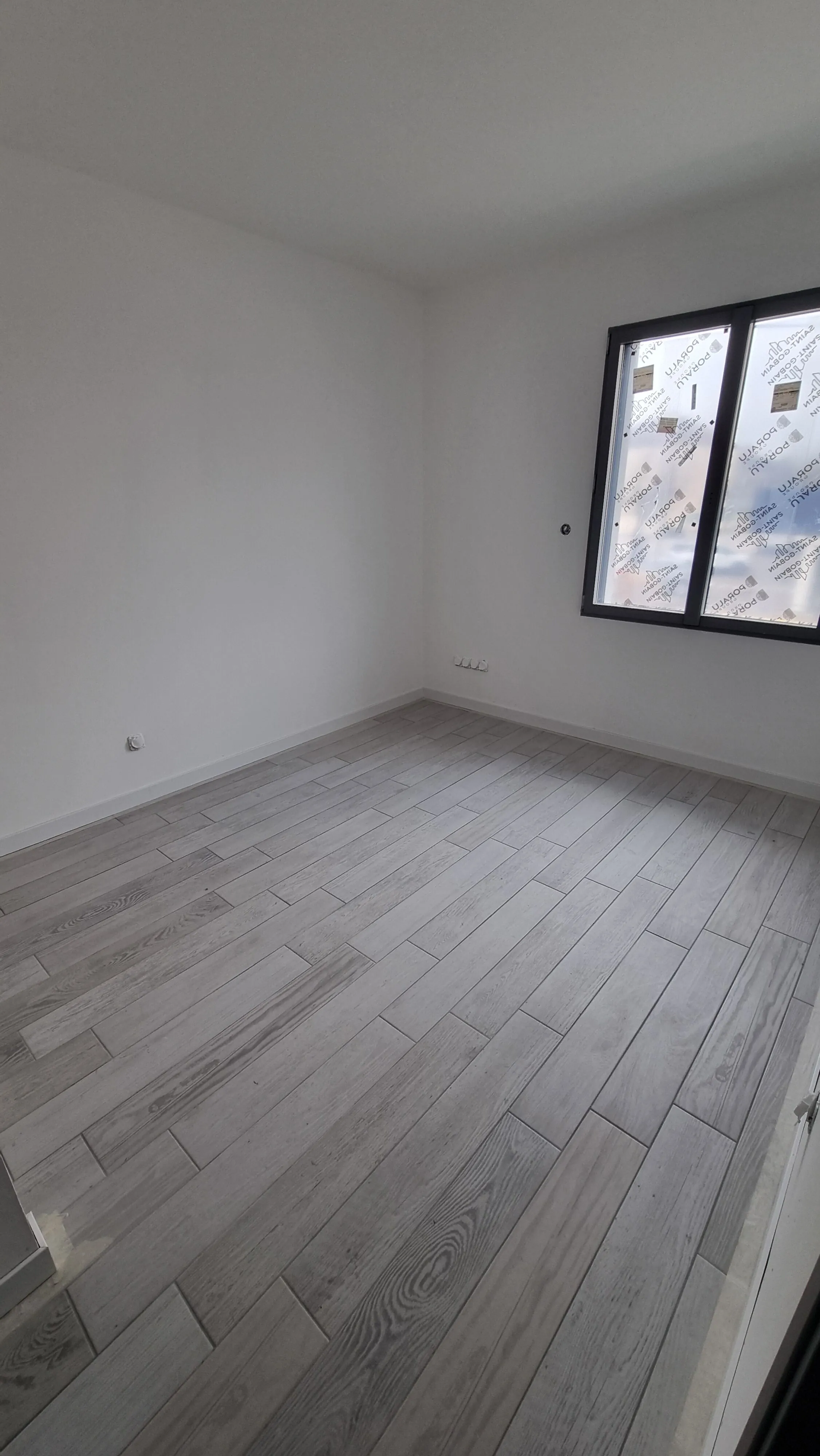 Belle maison neuve avec 5 chambres à Roanne - Centre-ville 