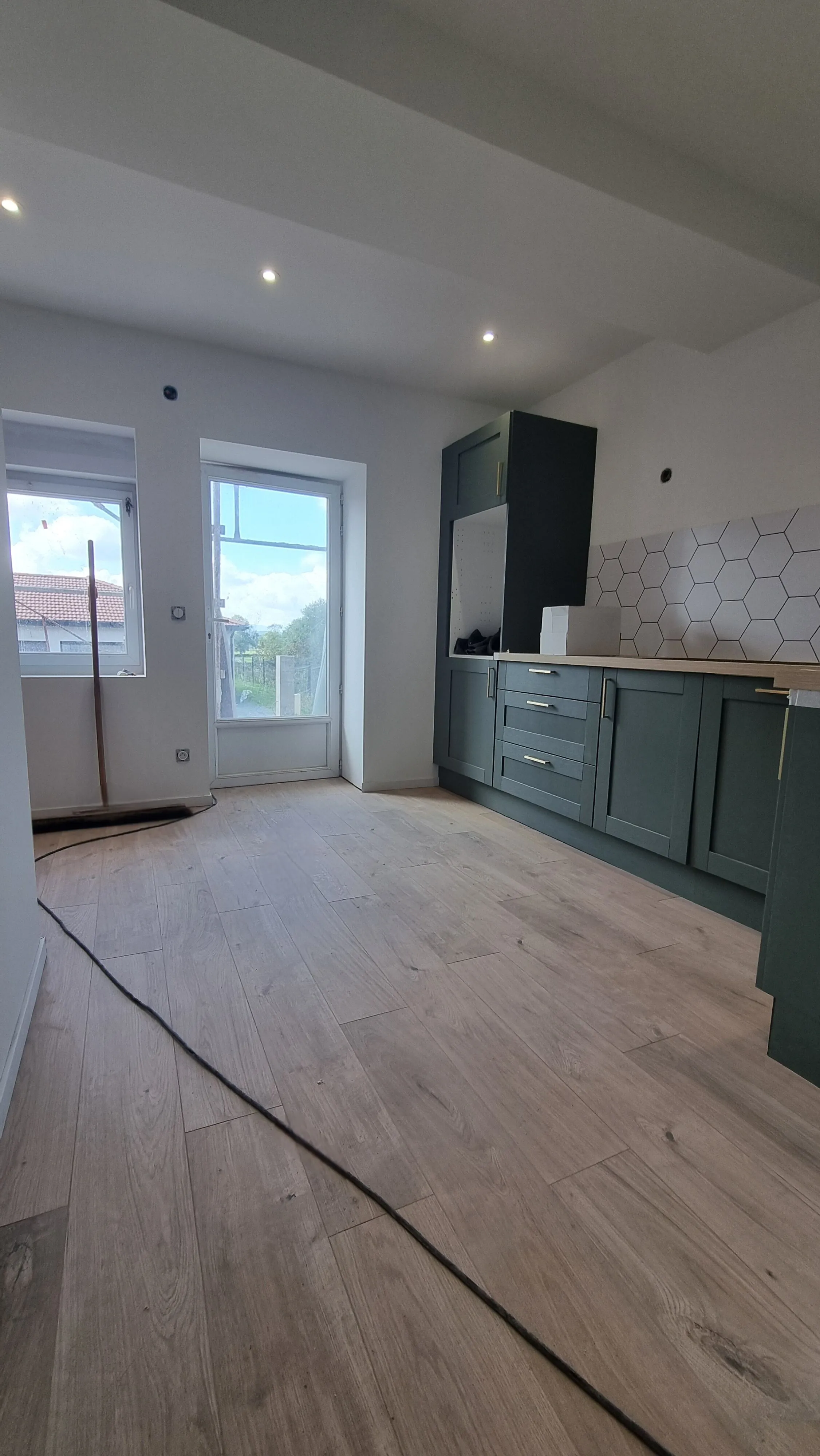Maison à vendre à Vougy - 159 m² avec extérieur, proche Roanne 