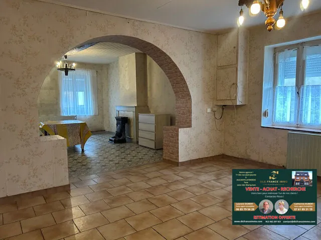 Grande maison semi-individuelle à Berlaimont avec potentiel, terrain de 311 m² 