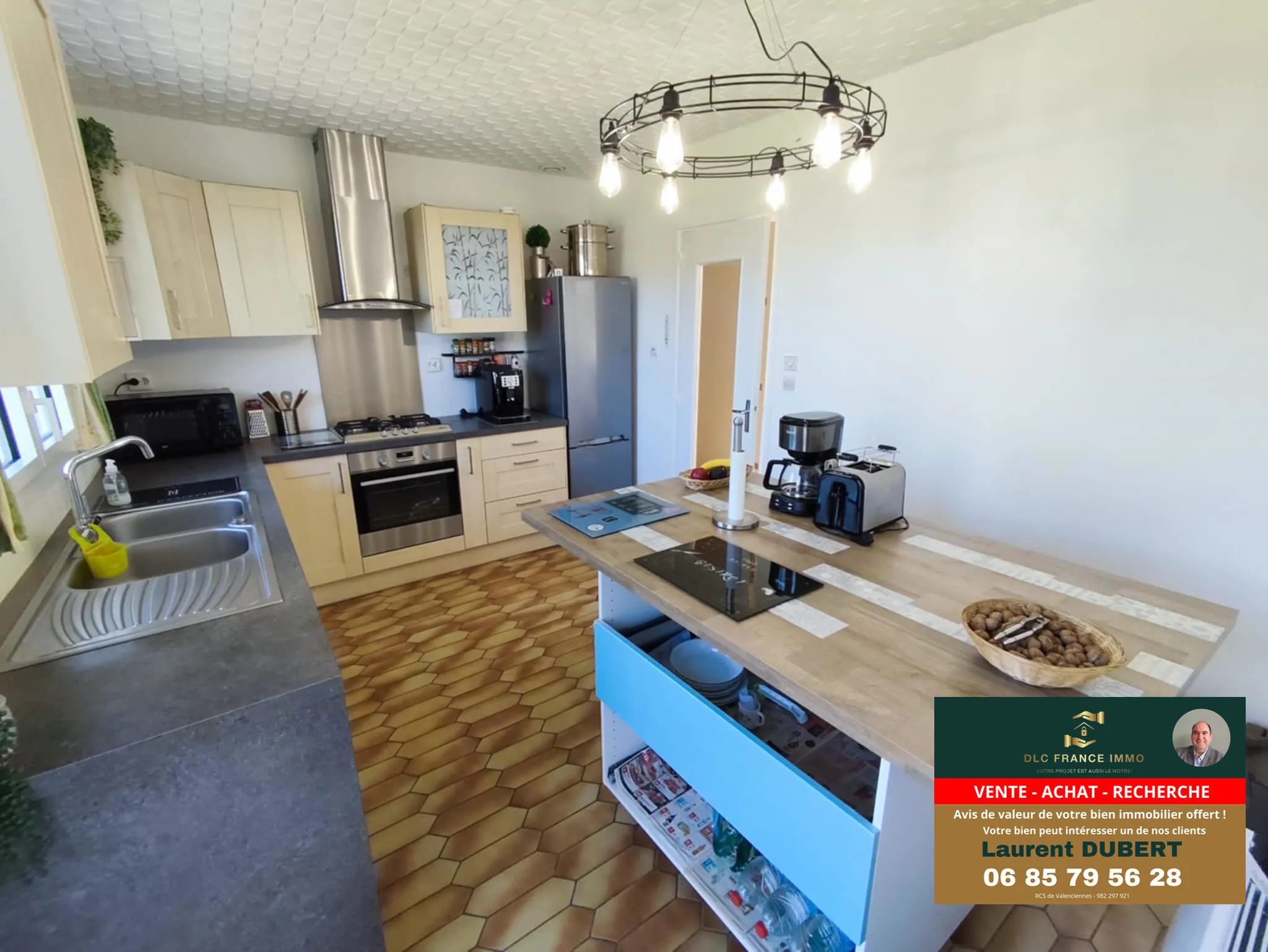 Maison semi-plain-pied à Berlaimont avec grand terrain arboré de 1593 m² 