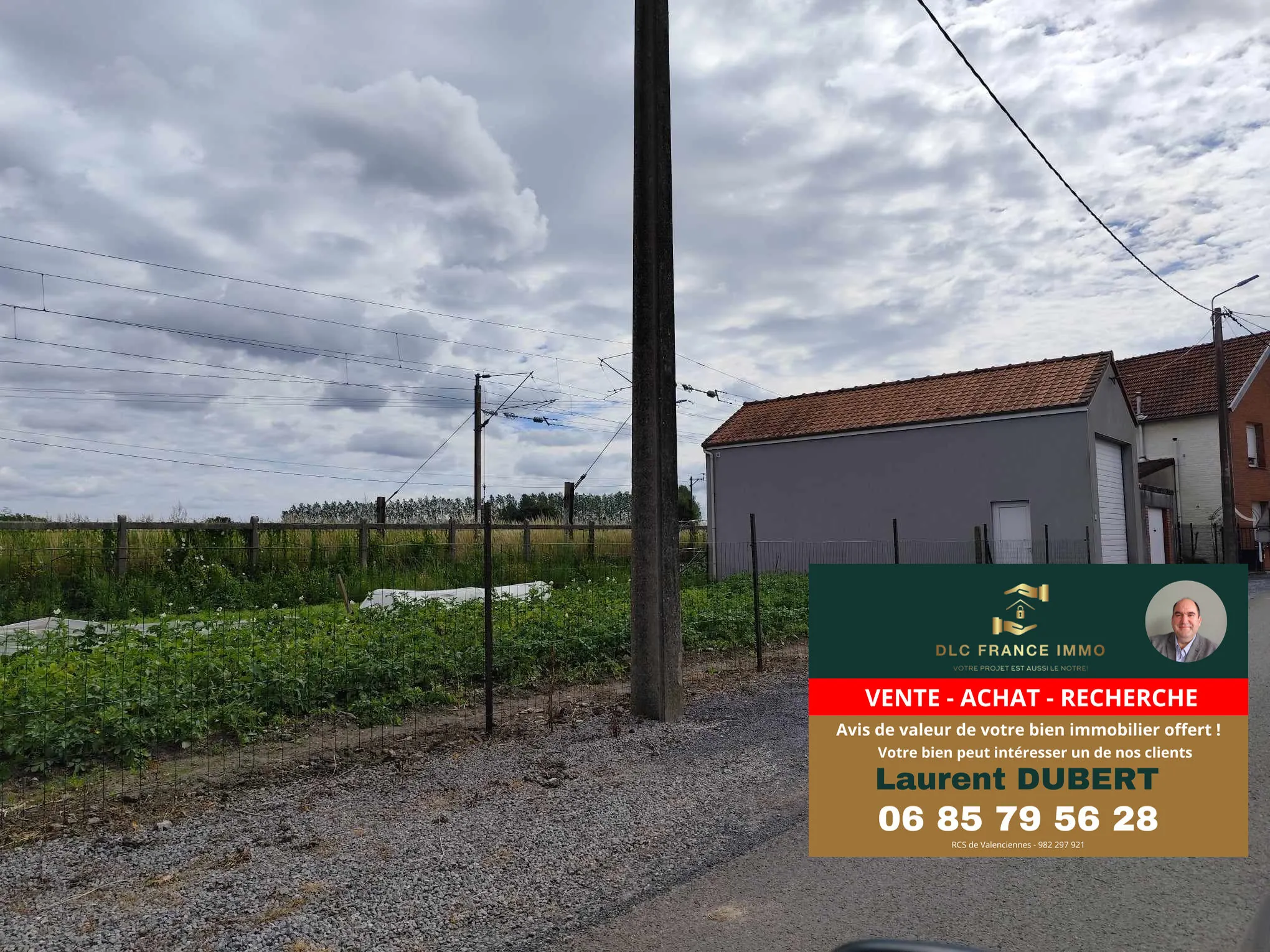 Grand garage de 40 m² avec terrain constructible à Jolimetz - Idéal stockage ou artisanat 