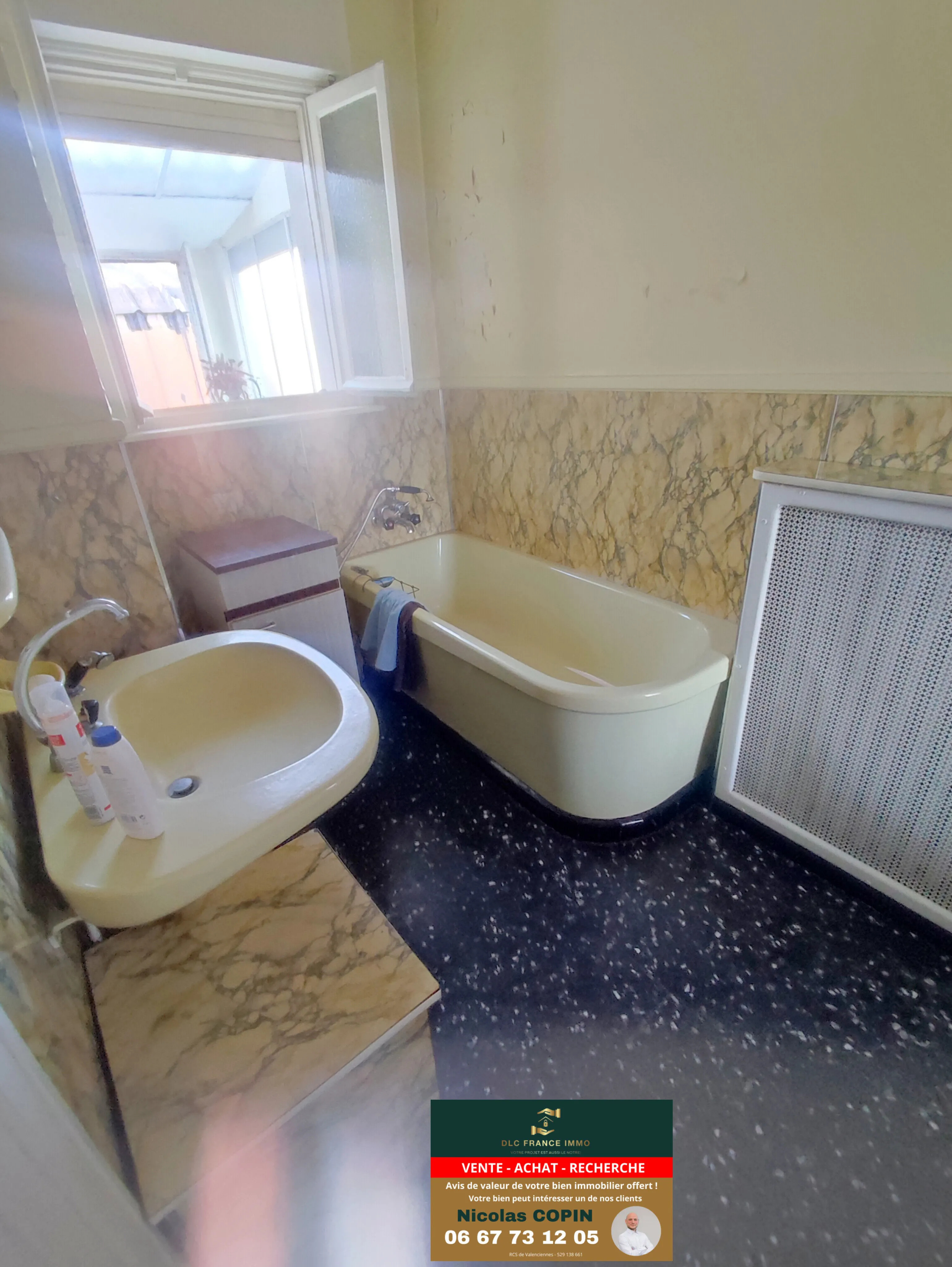 Maison à vendre à Vieux-Condé proche frontière belge avec grand terrain et garages 