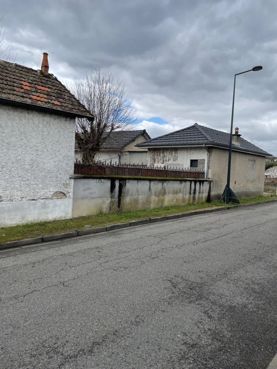 Maison à rénover à Bellerive-sur-Allier près du CREPS - 115 m² habitable 