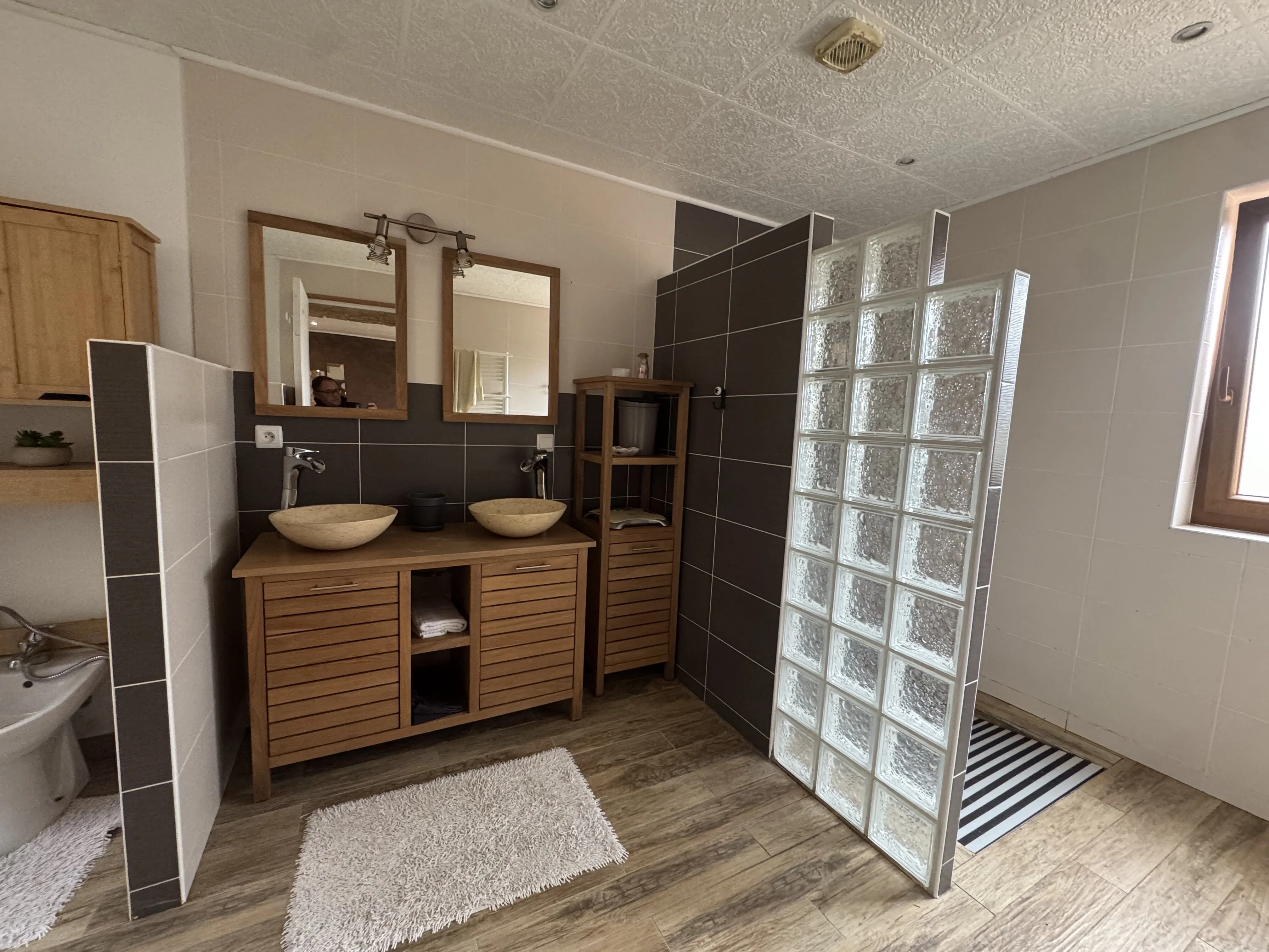 Maison de campagne à vendre à Chandon – 165 m² avec garage et terrasse 