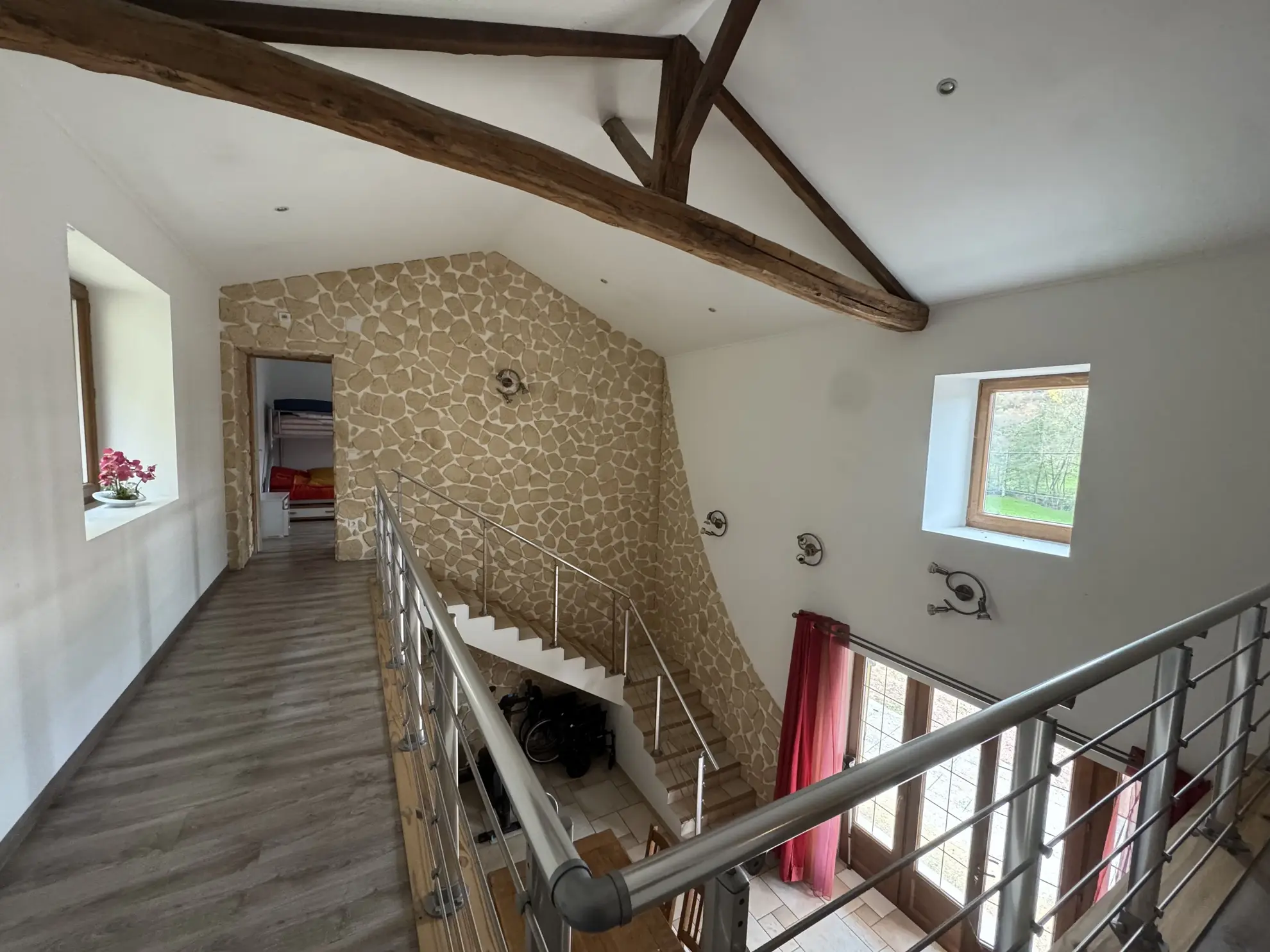 Maison de campagne à vendre à Chandon – 165 m² avec garage et terrasse 