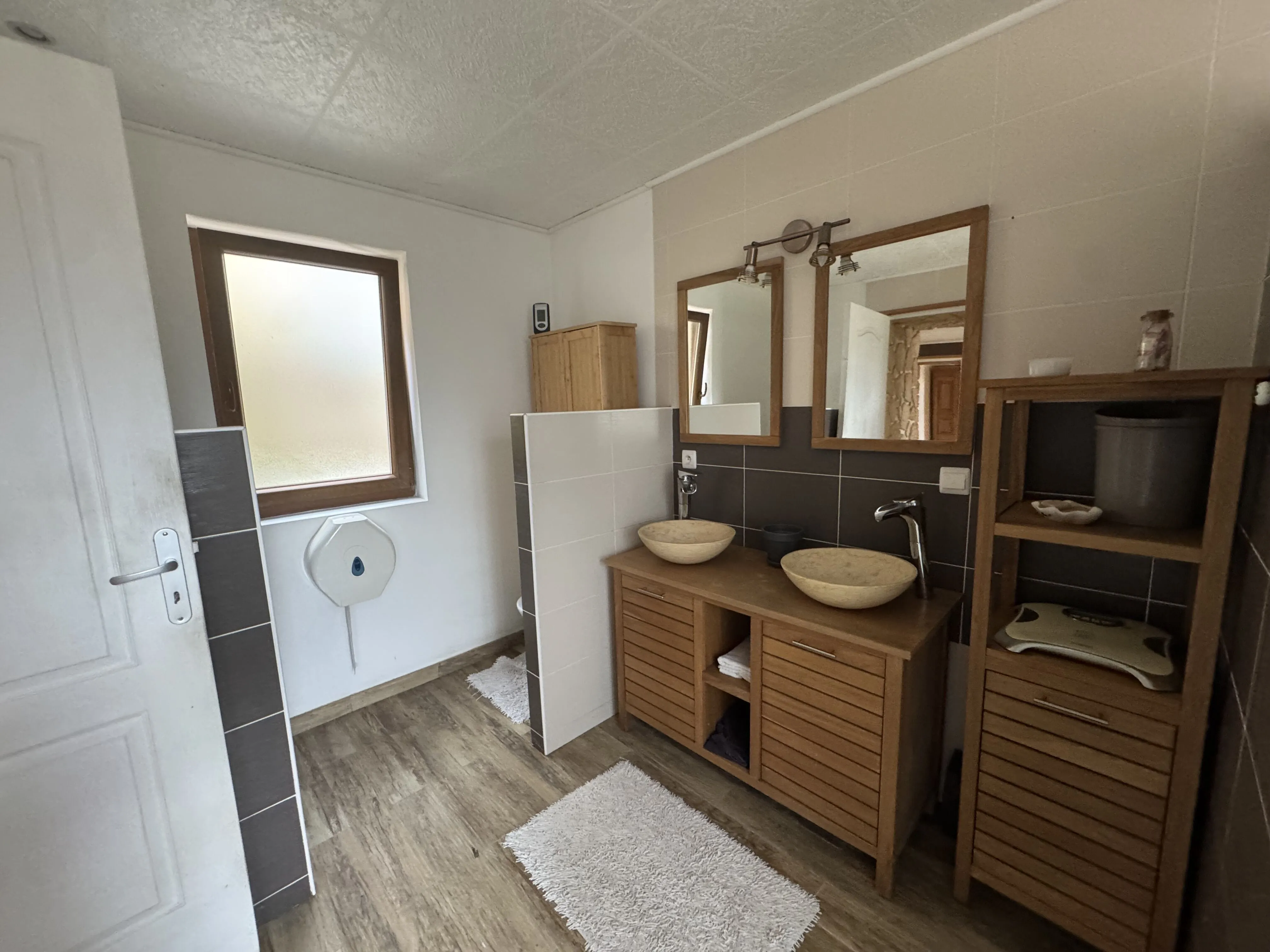 Maison de campagne à vendre à Chandon – 165 m² avec garage et terrasse 