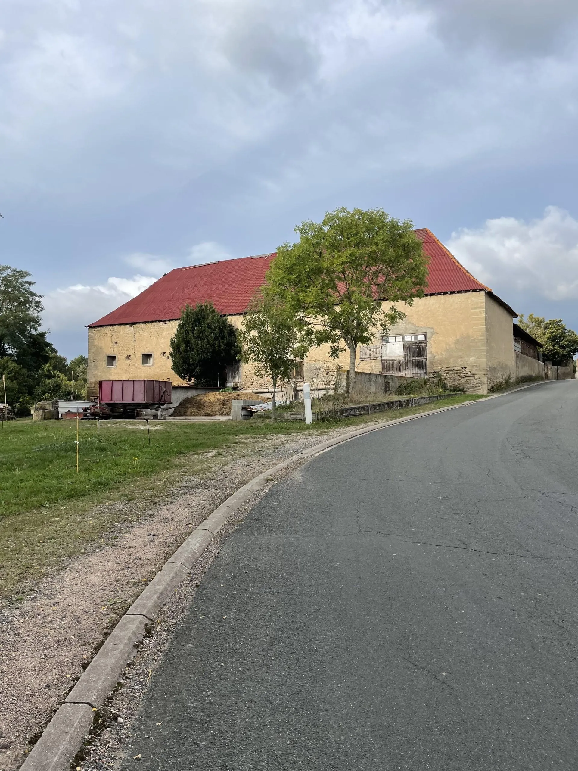 Corps de ferme du XVIIIème siècle à Brugheas - Charme et authenticité