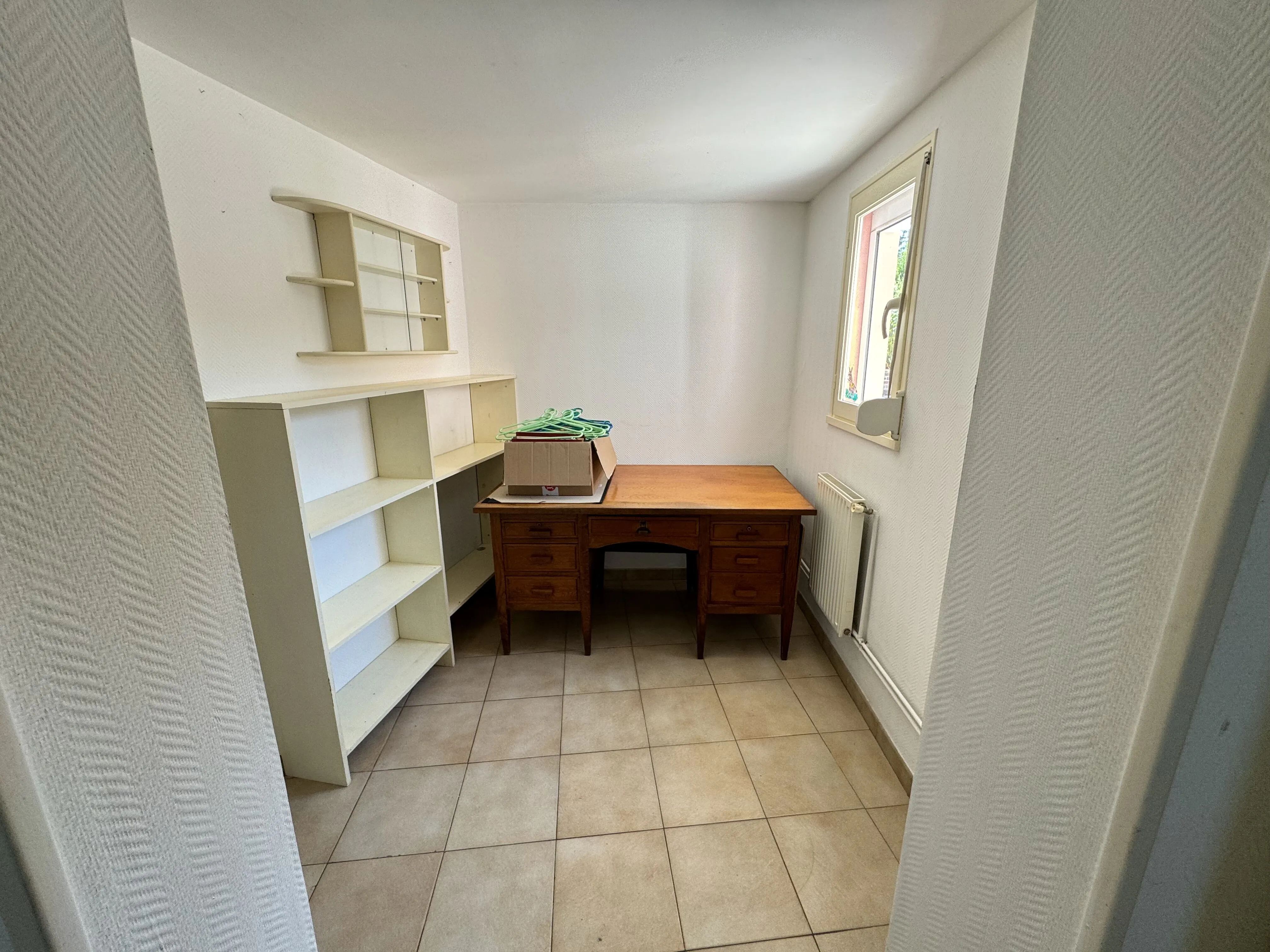 Charmante maison de village à vendre à Moreuil avec jardin et dépendances 