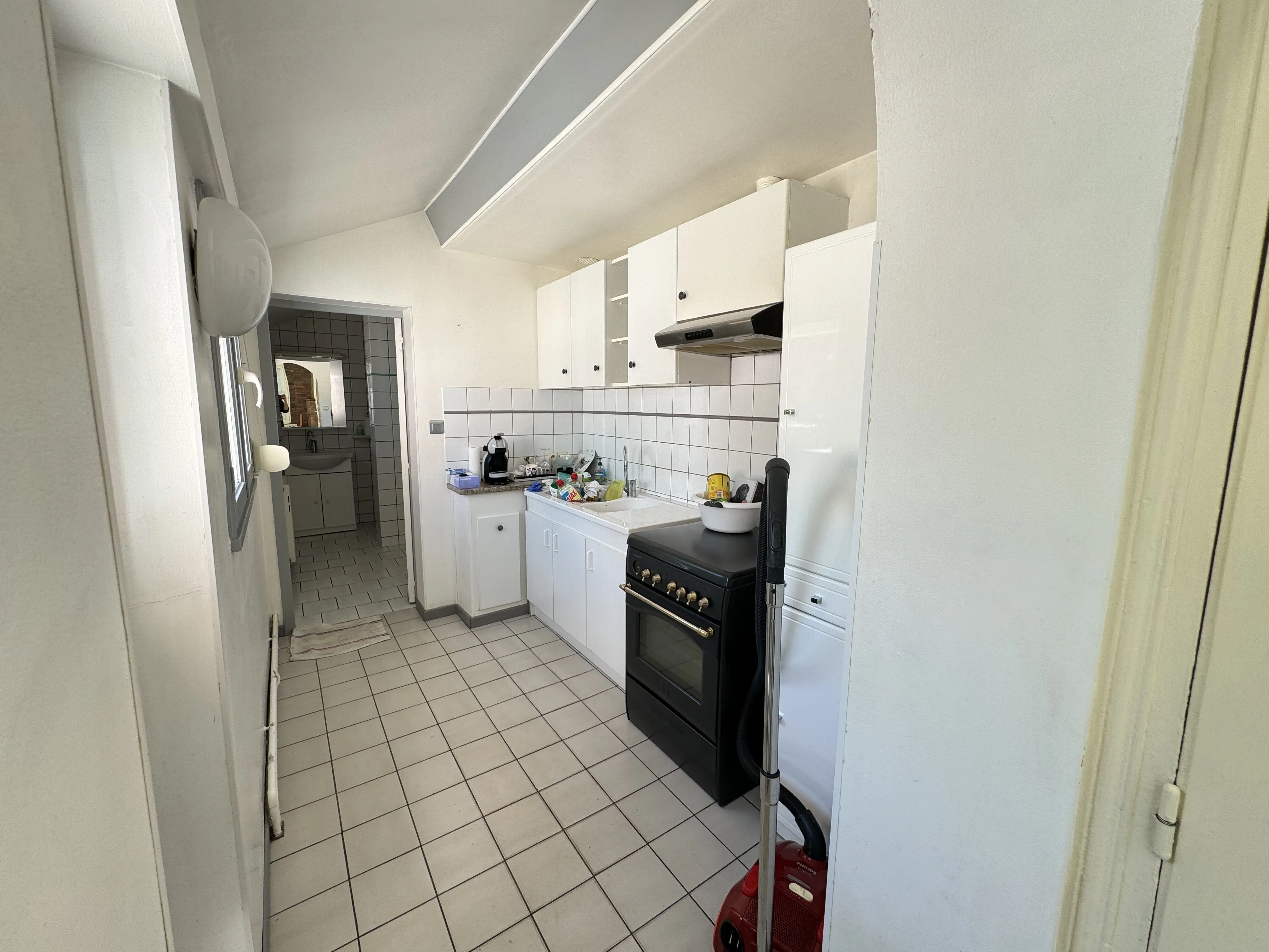 Maison de village à vendre entre Roye et Amiens avec jardin et dépendances 