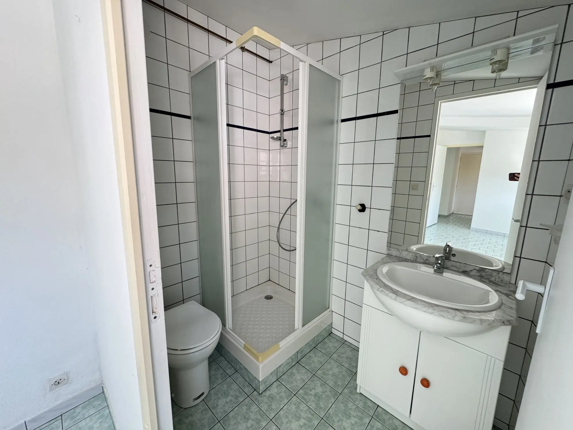 Belle maison de village à vendre proche d'Amiens avec jardin et grand volume 