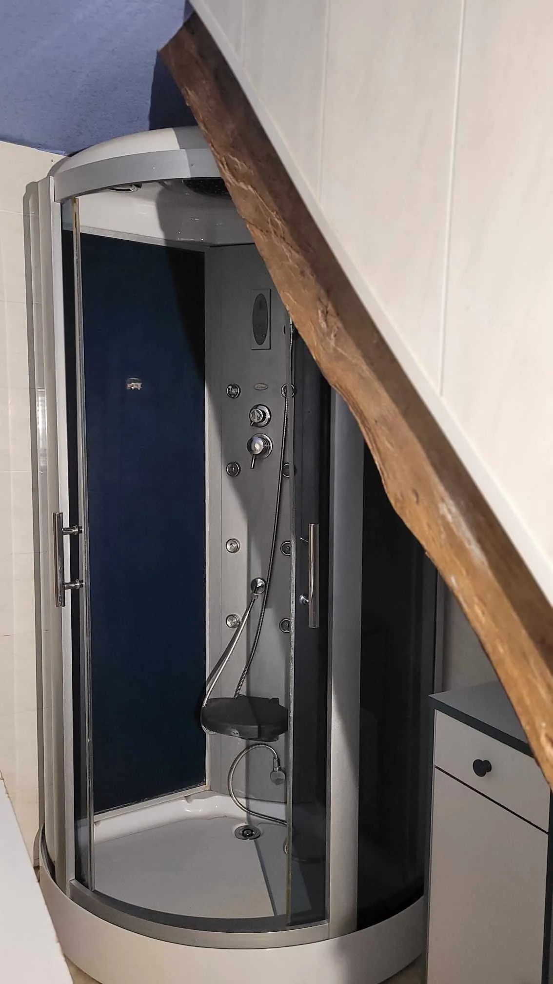 Maison de ville à vendre à Marcigny – 3 pièces, 2 chambres, potentiel d’extension 