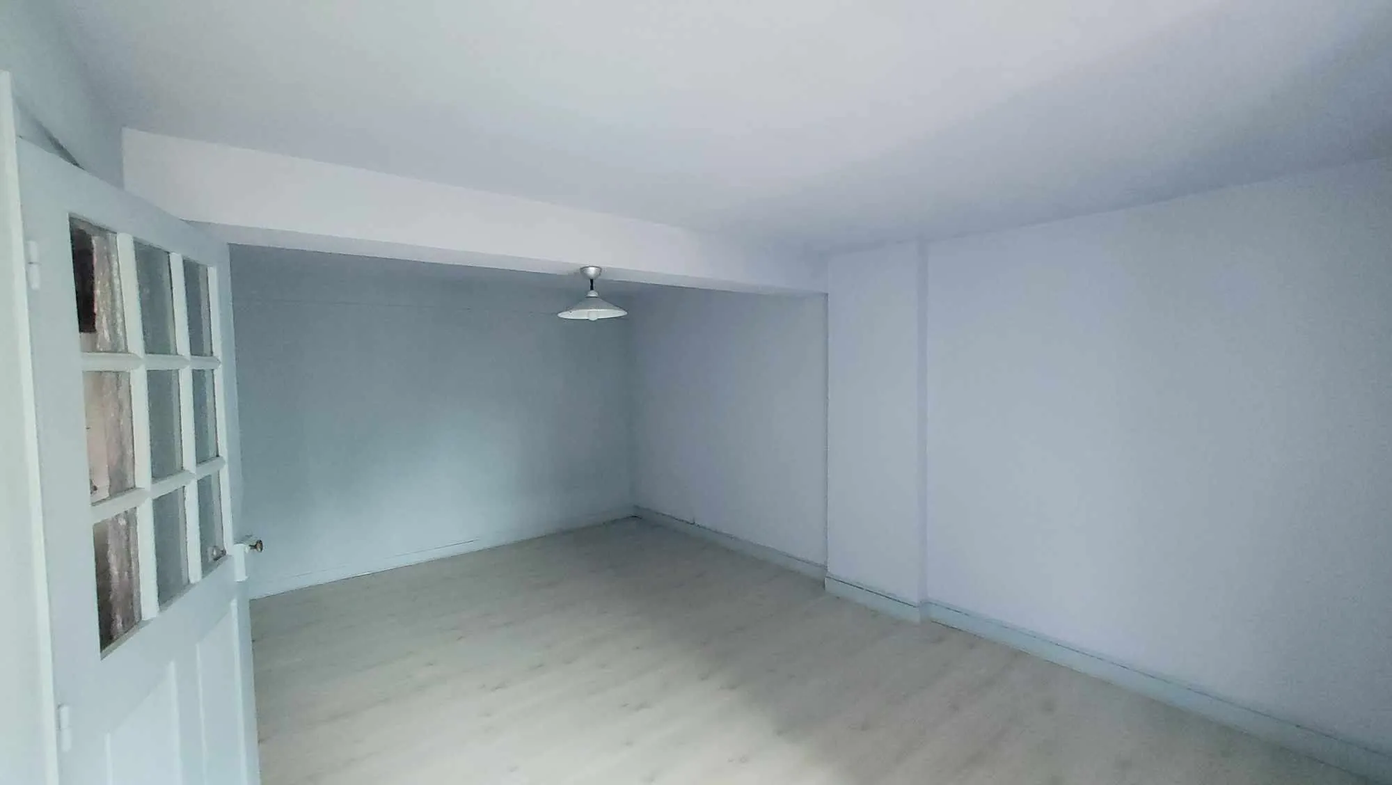 Maison de ville à vendre à Marcigny – 3 pièces, 2 chambres, potentiel d’extension 