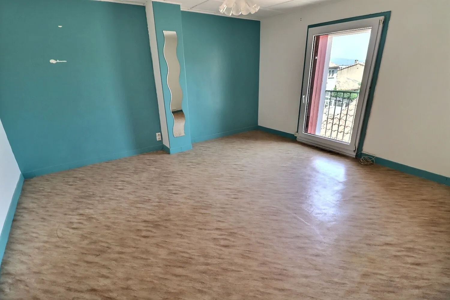 Vente maison 3 chambres avec garage à Clermont l'Hérault - 113 m² 