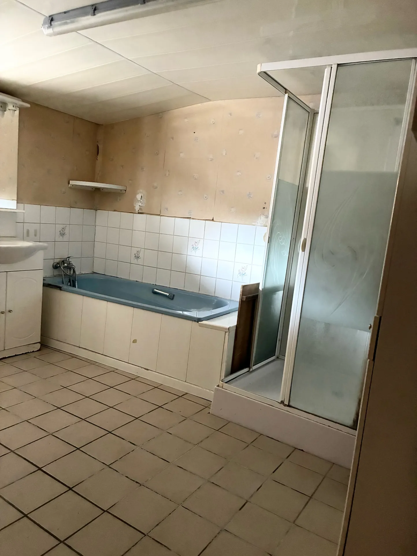 Maison à vendre à Ferfay, 95 m² avec cour privée et rénovation récente 