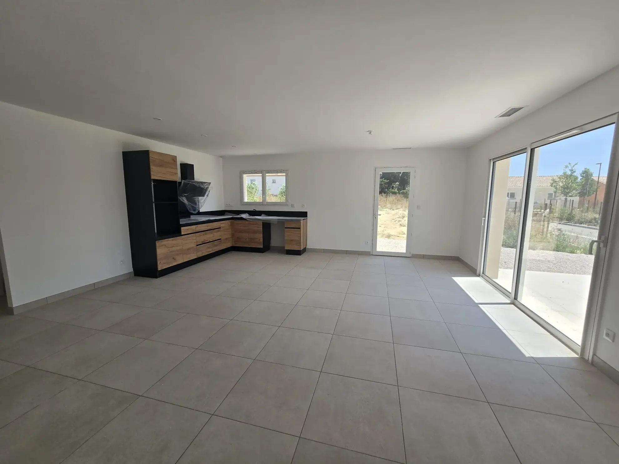 Maison neuve T4 de 88 m² avec garage à Nissan Lez Enserune dans l’Hérault 
