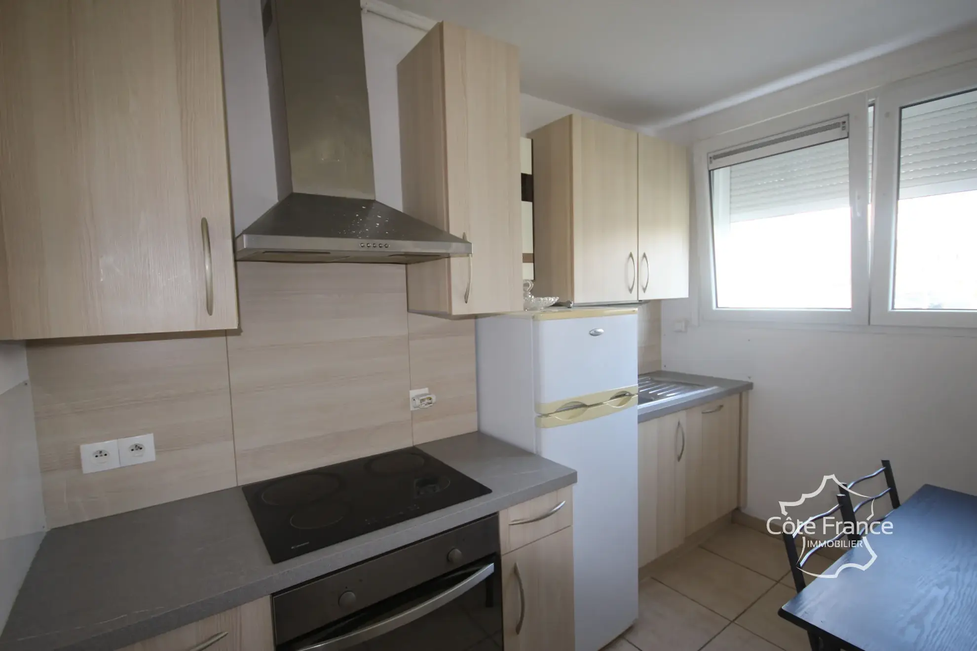 Appartement T4 lumineux à Givet - Résidence sécurisée, cave, proche frontière belge 