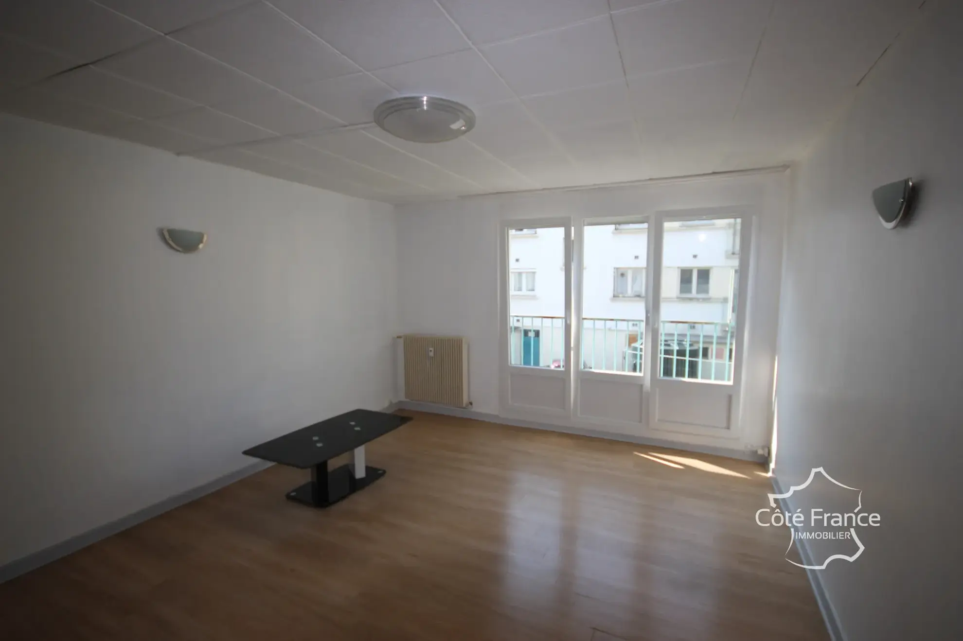 Appartement T4 lumineux à Givet - Résidence sécurisée, cave, proche frontière belge