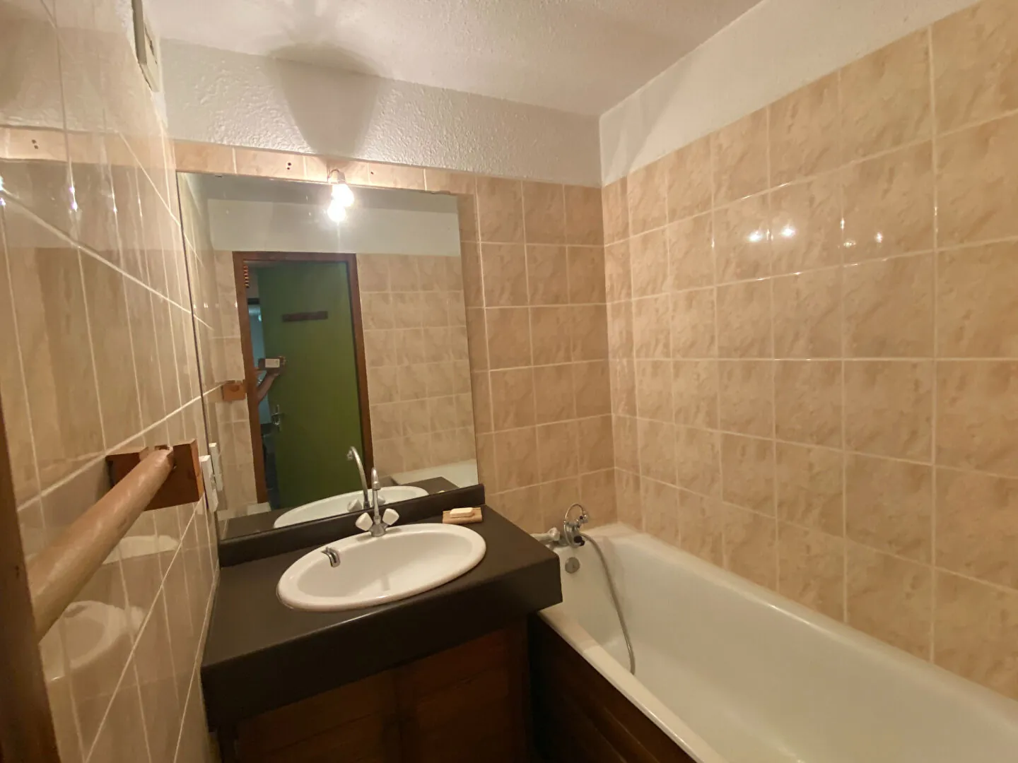 Studio à vendre à Les Orres avec terrasse et vue sur les pistes 