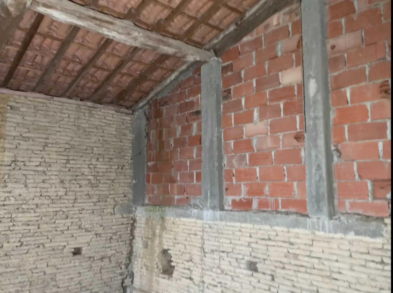 Maison à rénover à Dieupentale – 170 m² habitables, jardin et garage 