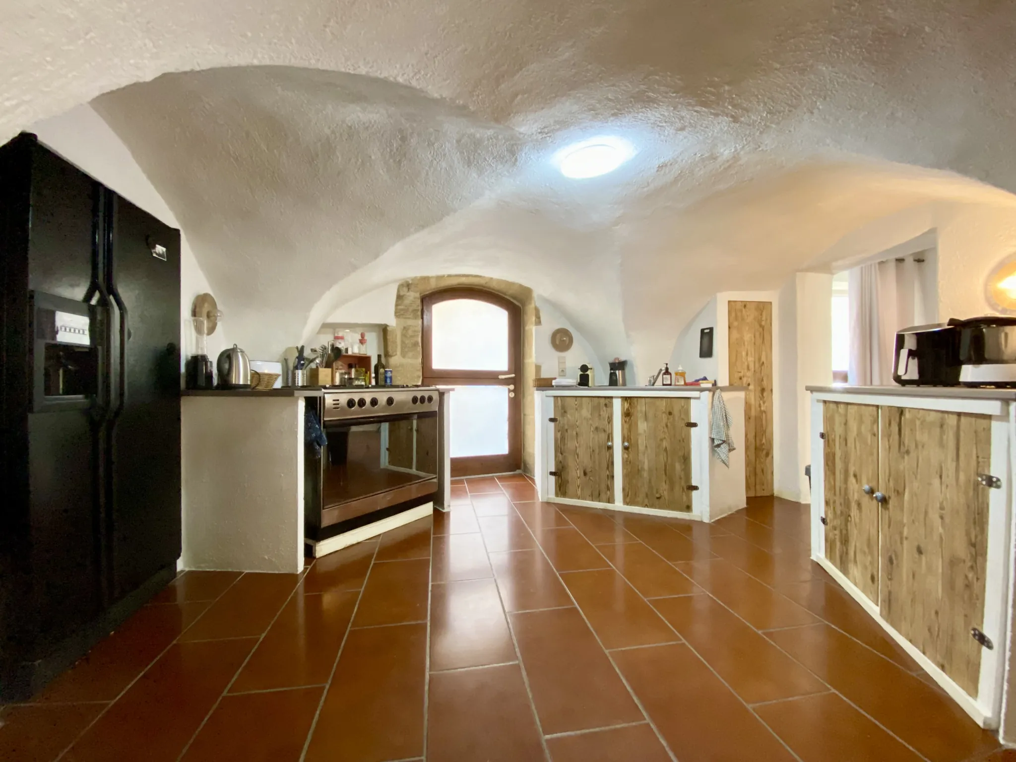 Charmante maison de village avec jardin à Boisseron, 3 chambres et dépendances 