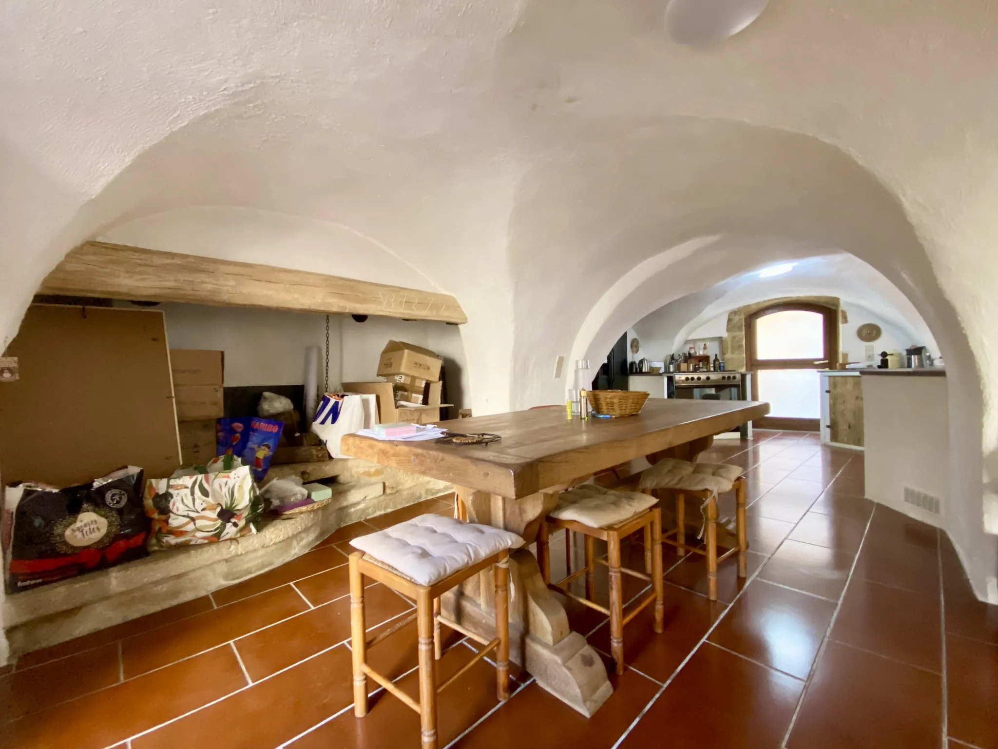 Charmante maison de village avec jardin à Boisseron, 3 chambres et dépendances 