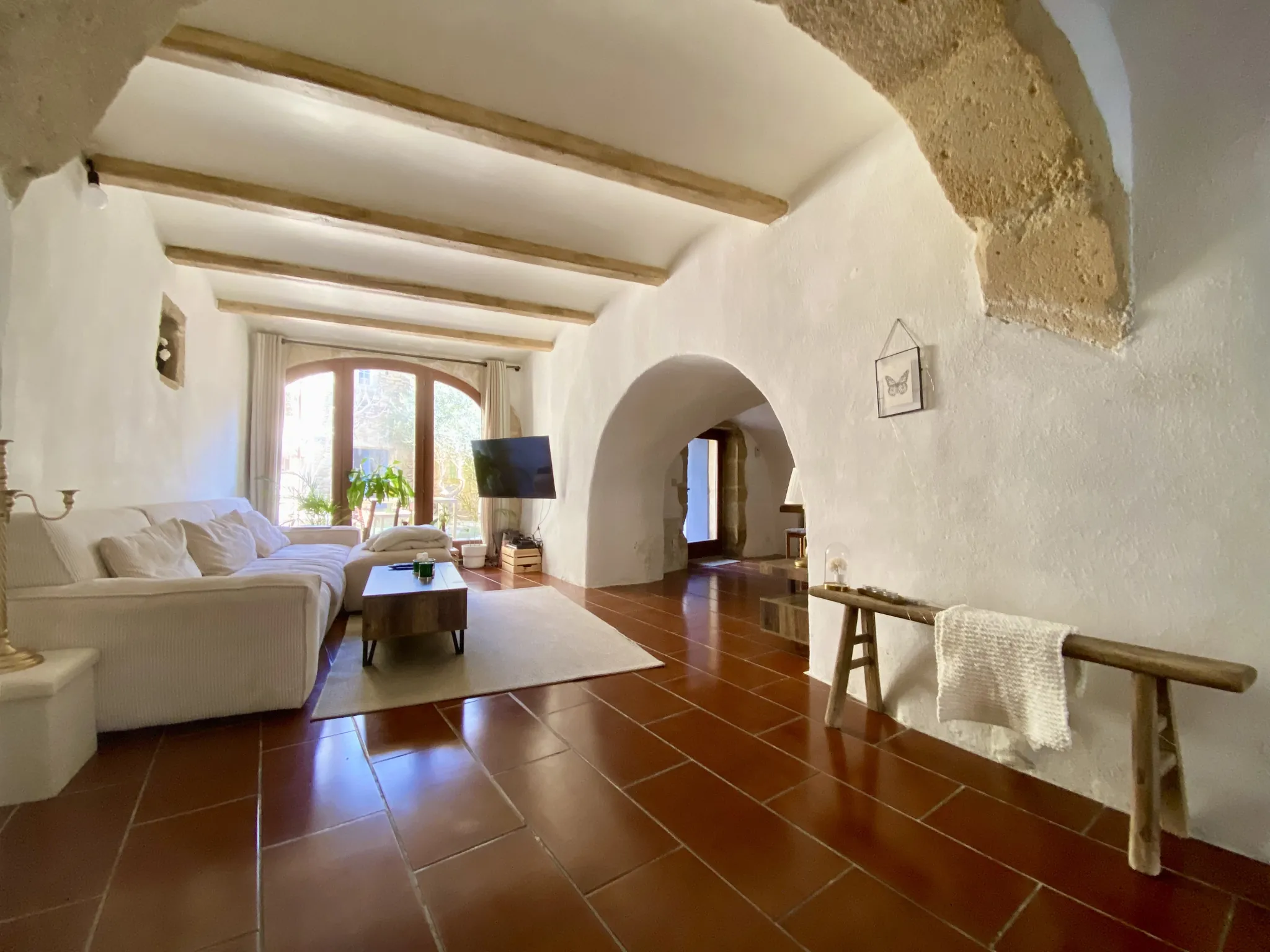 Charmante maison de village avec jardin à Boisseron, 3 chambres et dépendances 