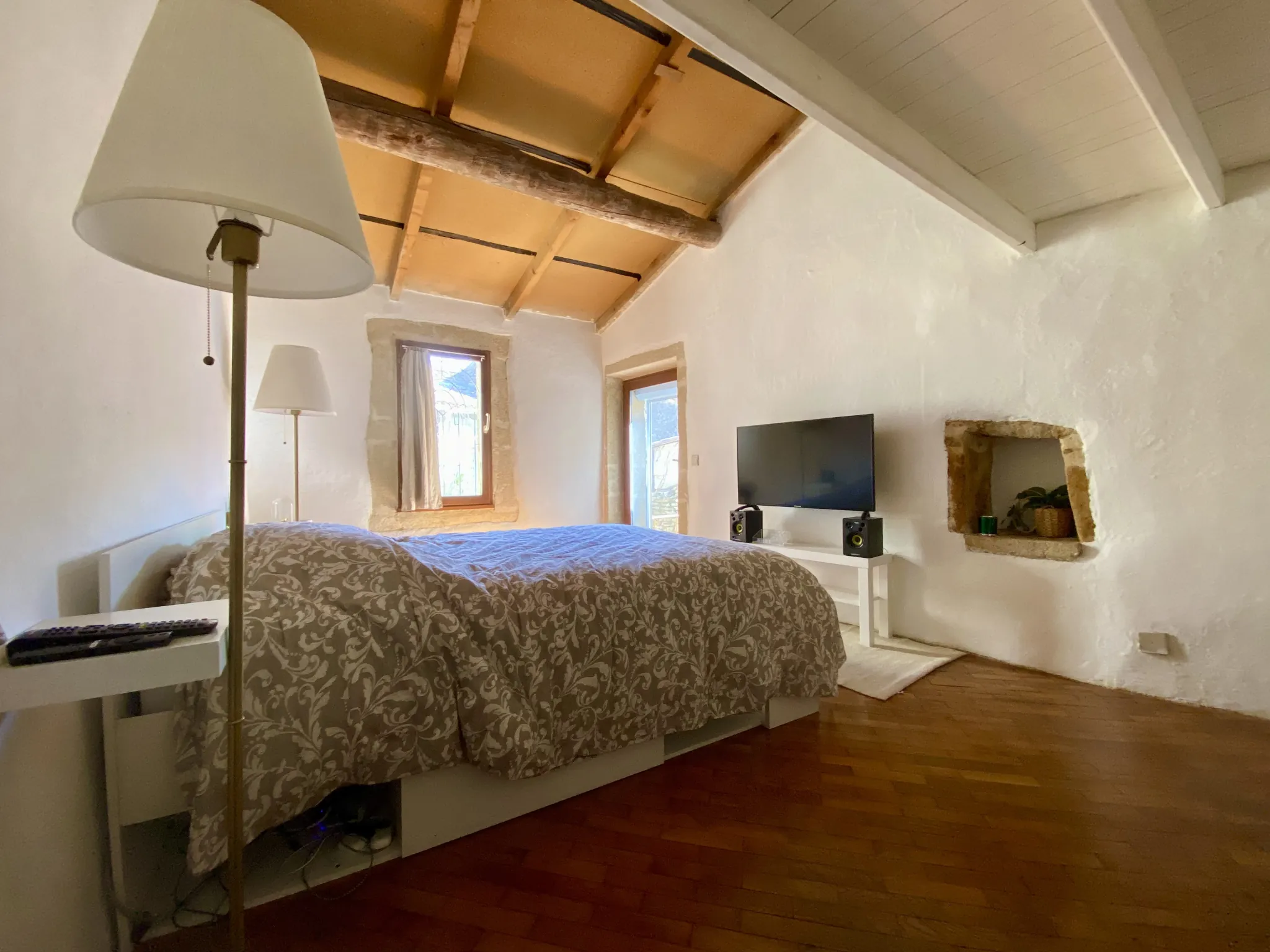 Charmante maison de village avec jardin à Boisseron, 3 chambres et dépendances 