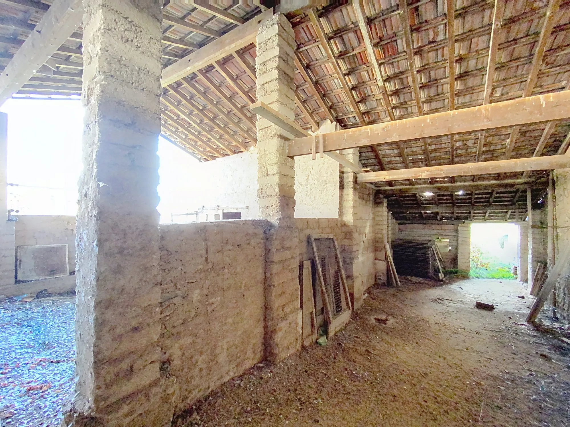 Ferme historique à rénover à Albi avec grand potentiel 
