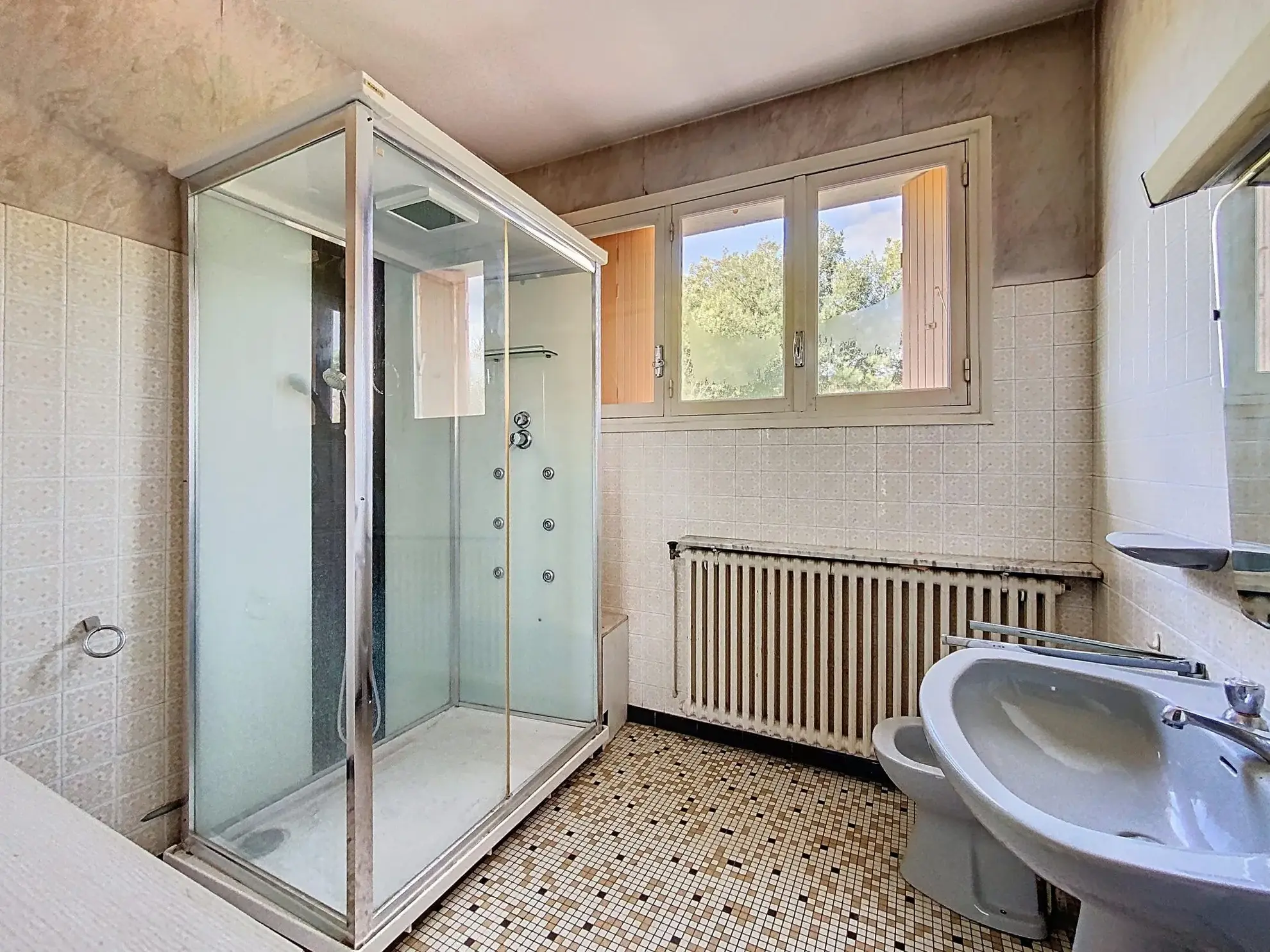 Maison individuelle de 126 m² avec sous-sol à Albi, proche commodités 