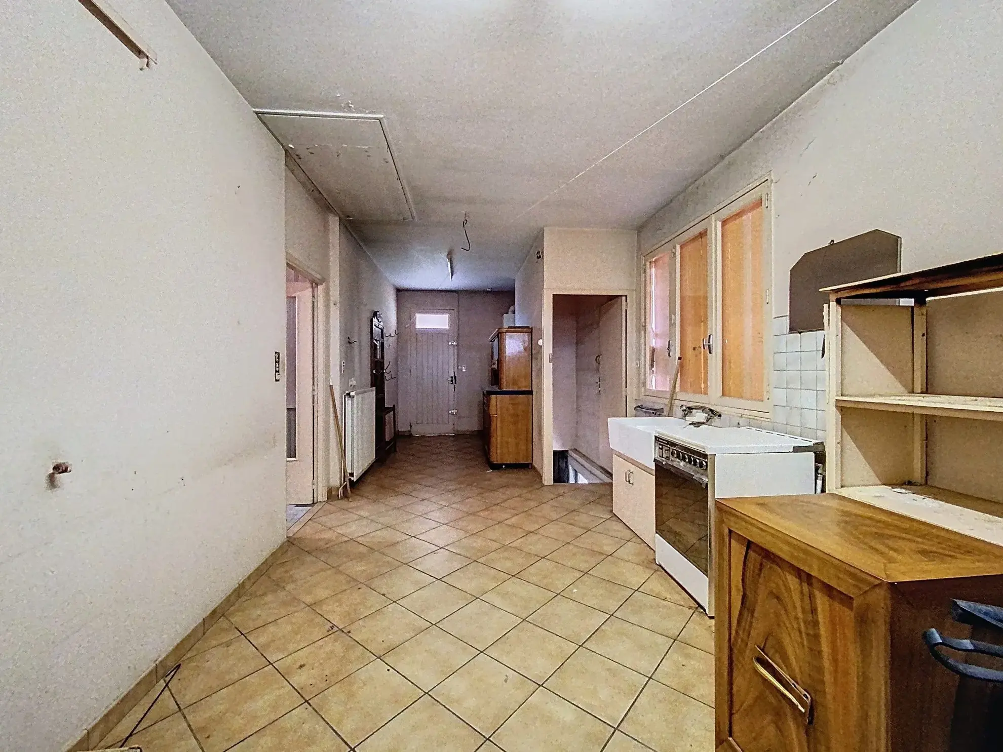 Maison individuelle de 126 m² avec sous-sol à Albi, proche commodités 