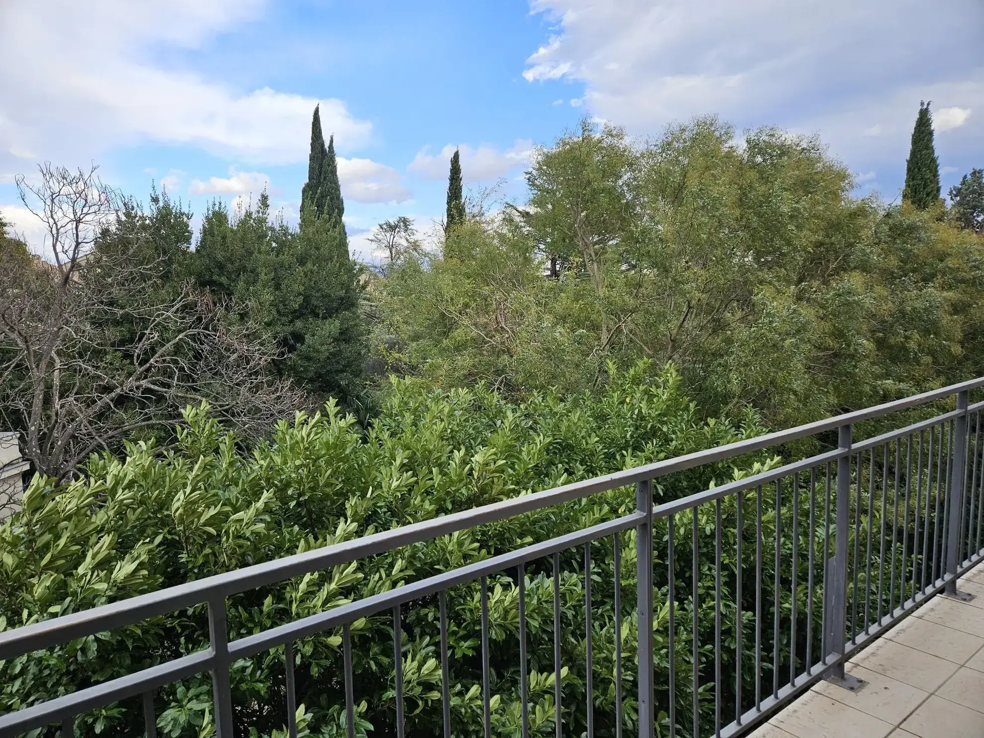 Appartement 3 pièces de 71 m² à vendre à Orange proximité du centre-ville 