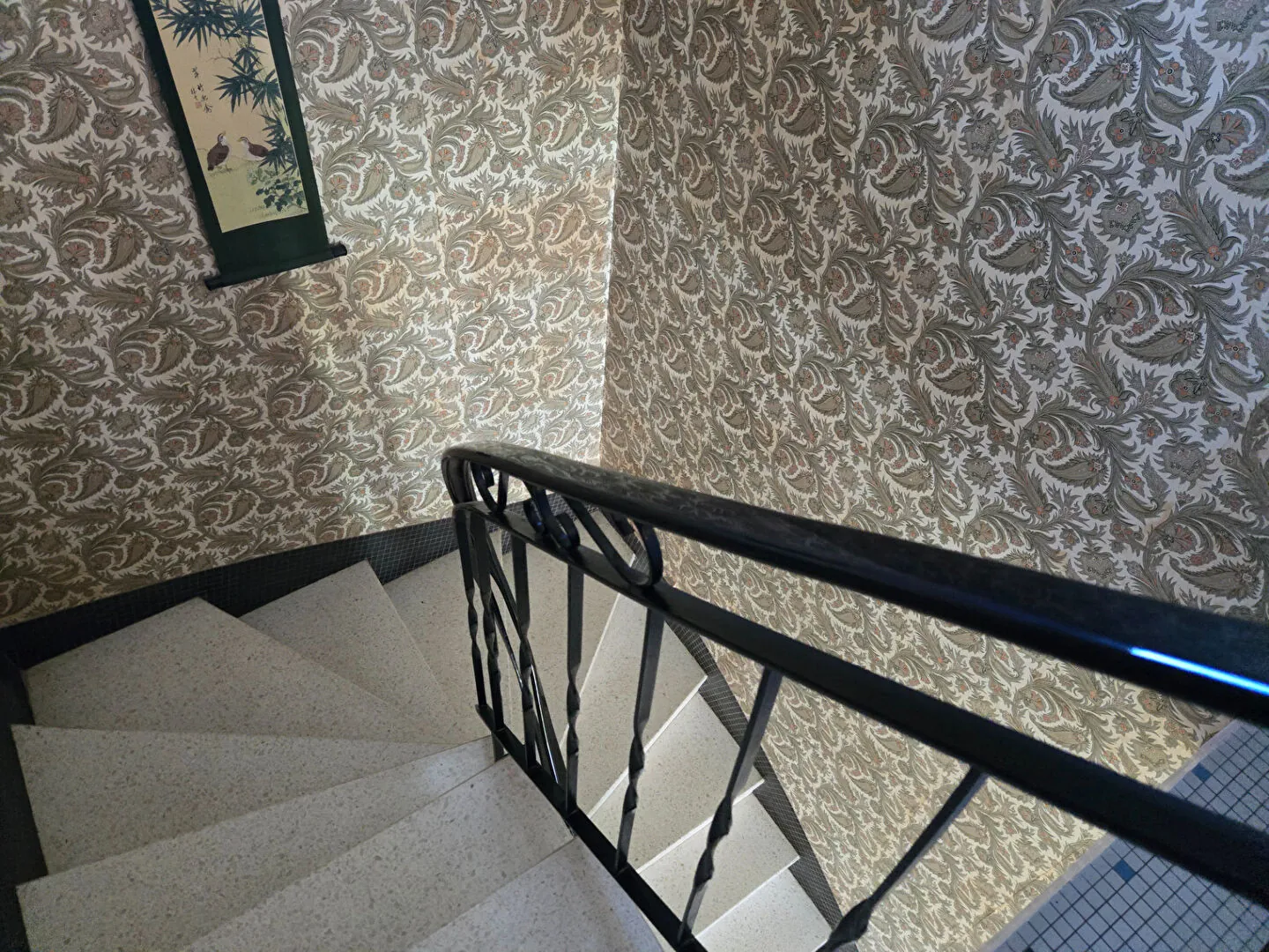 Maison à rénover de 130 m² à Saint-Nazaire avec grand grenier et garage 