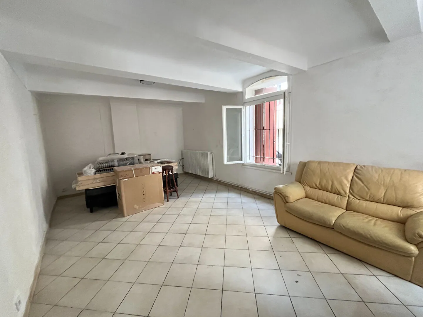 Maison de ville à Apt avec 4 chambres et garage - Rénovée 