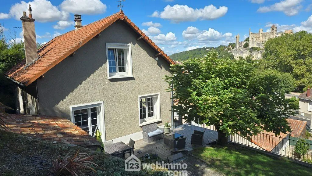 Maison de 130 m² avec Vue Panoramique à Chauvigny – Secteur Calme