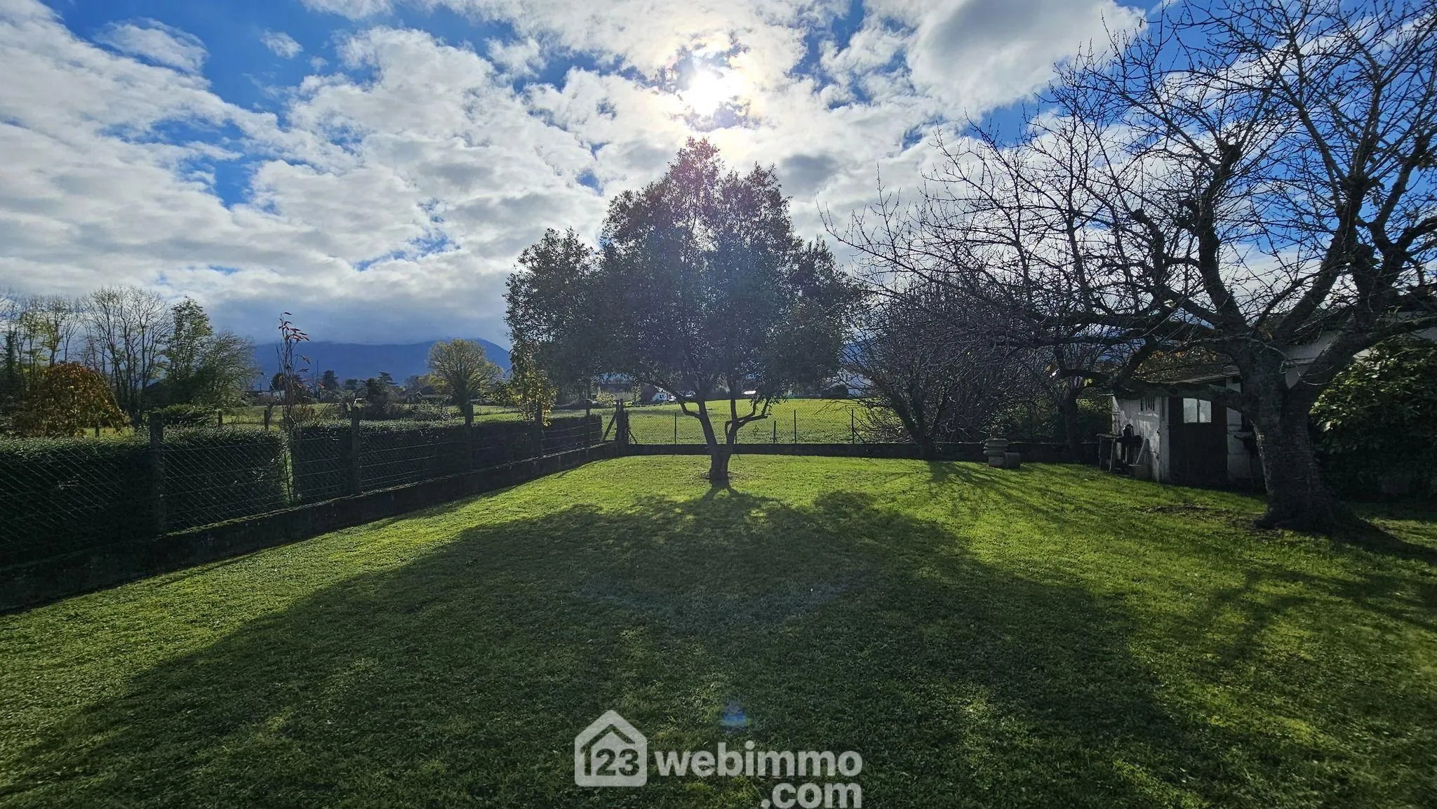 Charmante maison à Asson avec jardin et vue sur les Pyrénées, proche Nay 