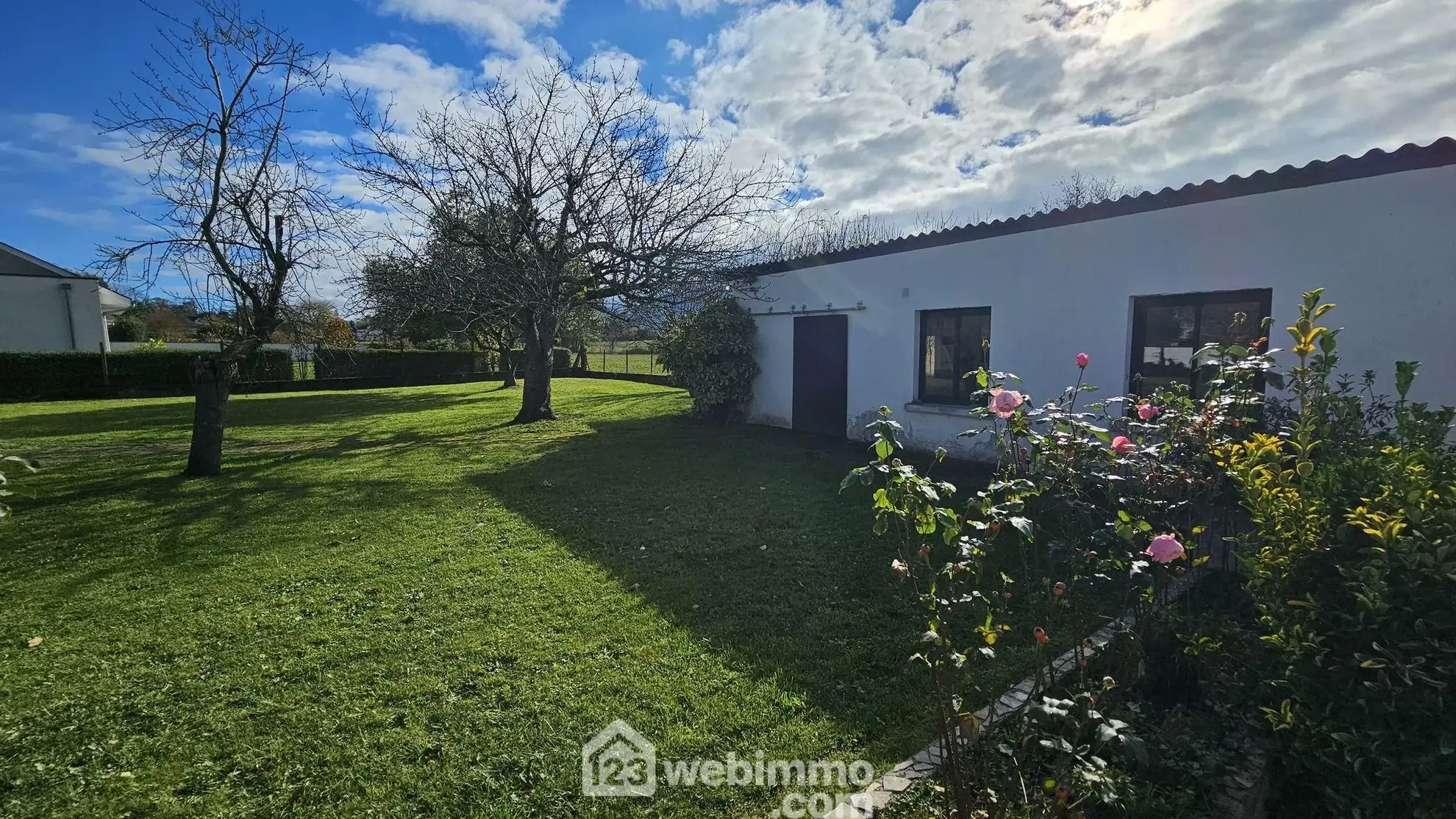 Charmante maison à Asson avec jardin et vue sur les Pyrénées, proche Nay 