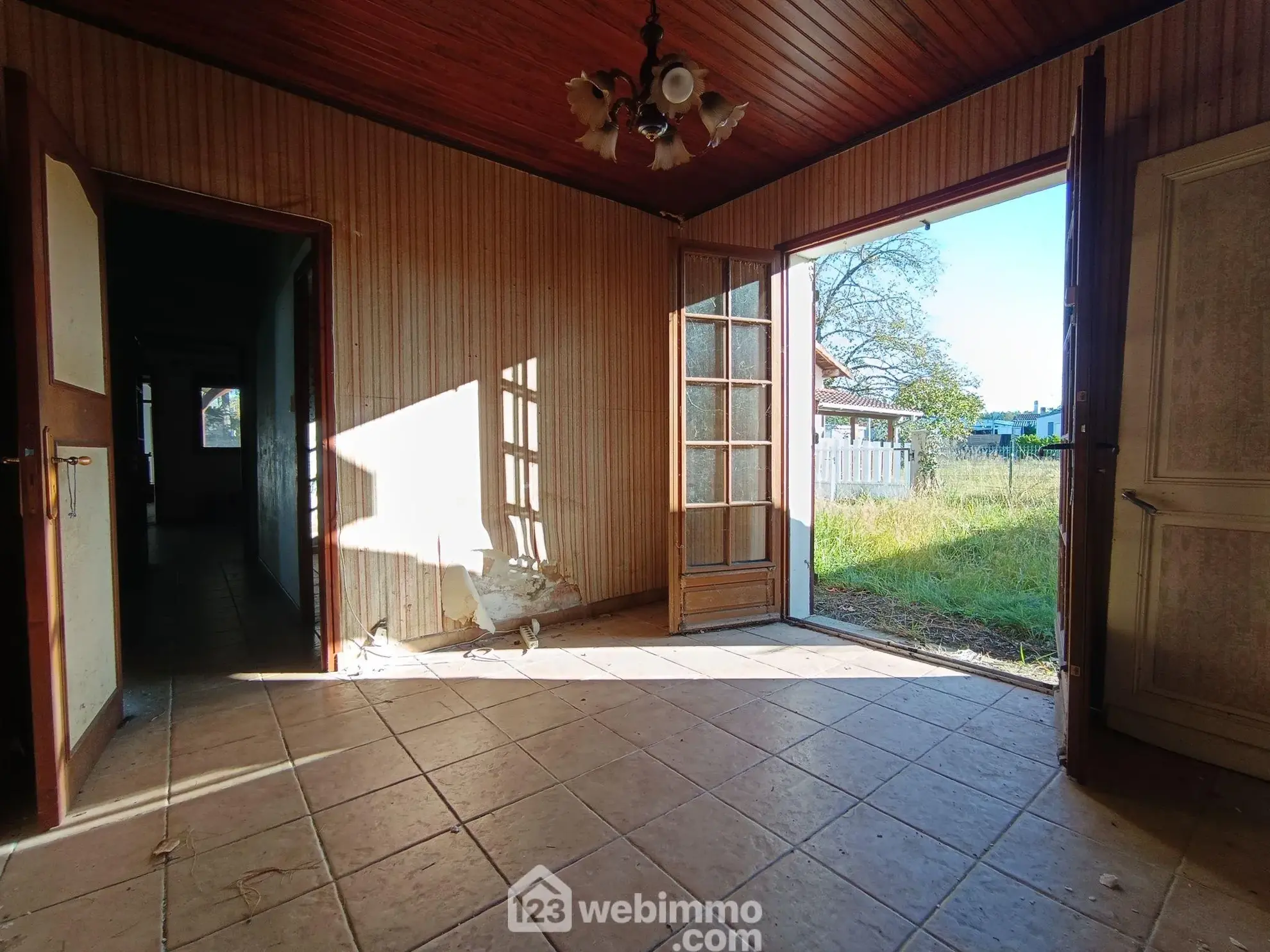 Maison familiale à Mimizan 200 m² avec piscine, proximité plages 