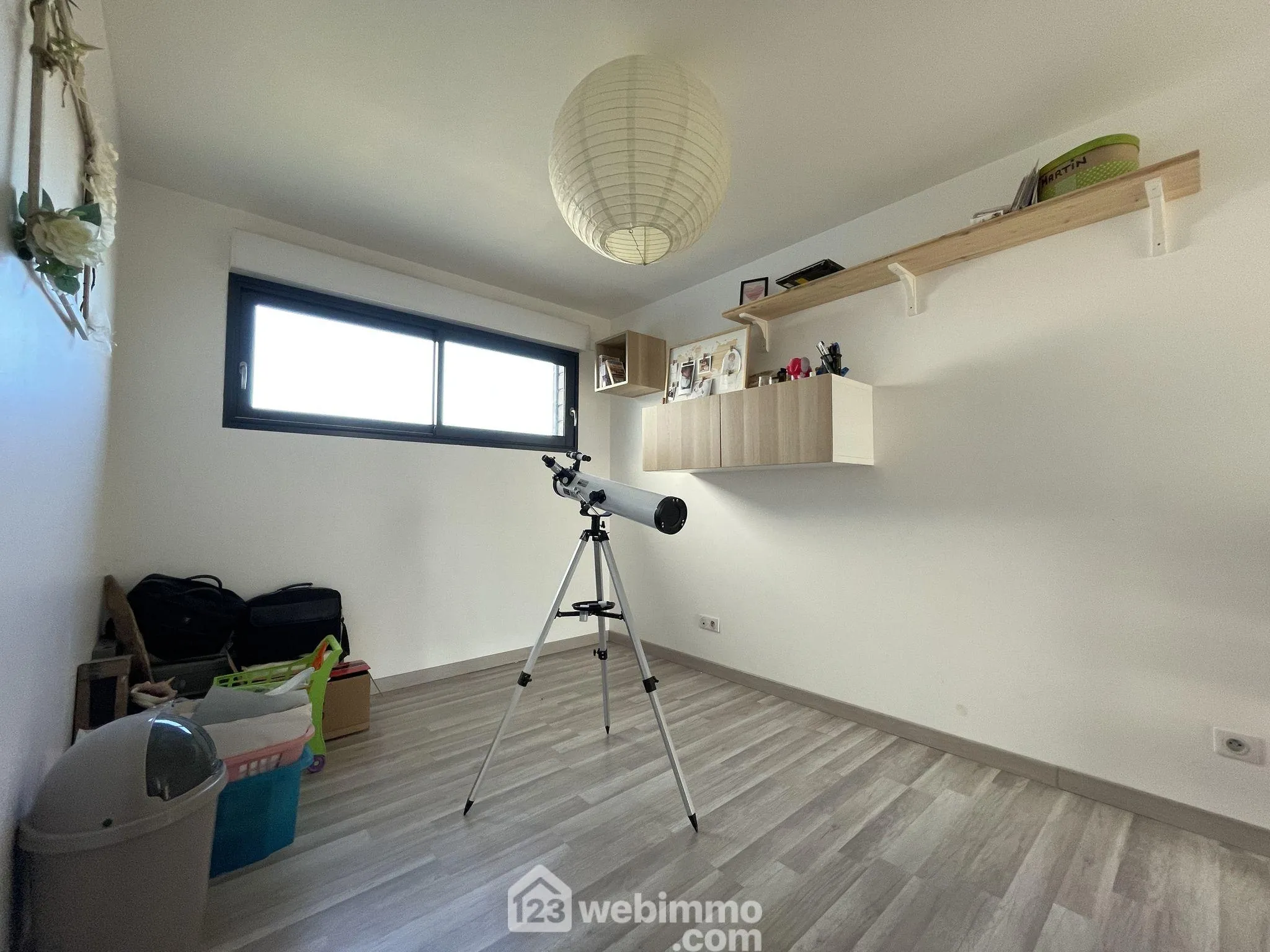 Maison 165 m² à Naintré avec piscine, terrasse et 4 chambres - Vente immobilière 