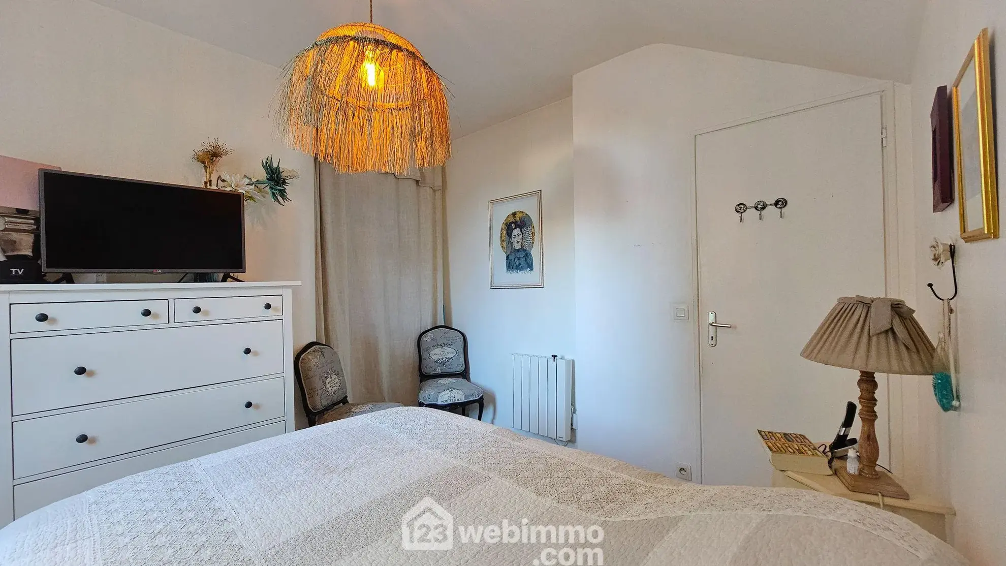 Charmante maison de bourg à Coarraze avec extérieur et faible consommation énergétique 