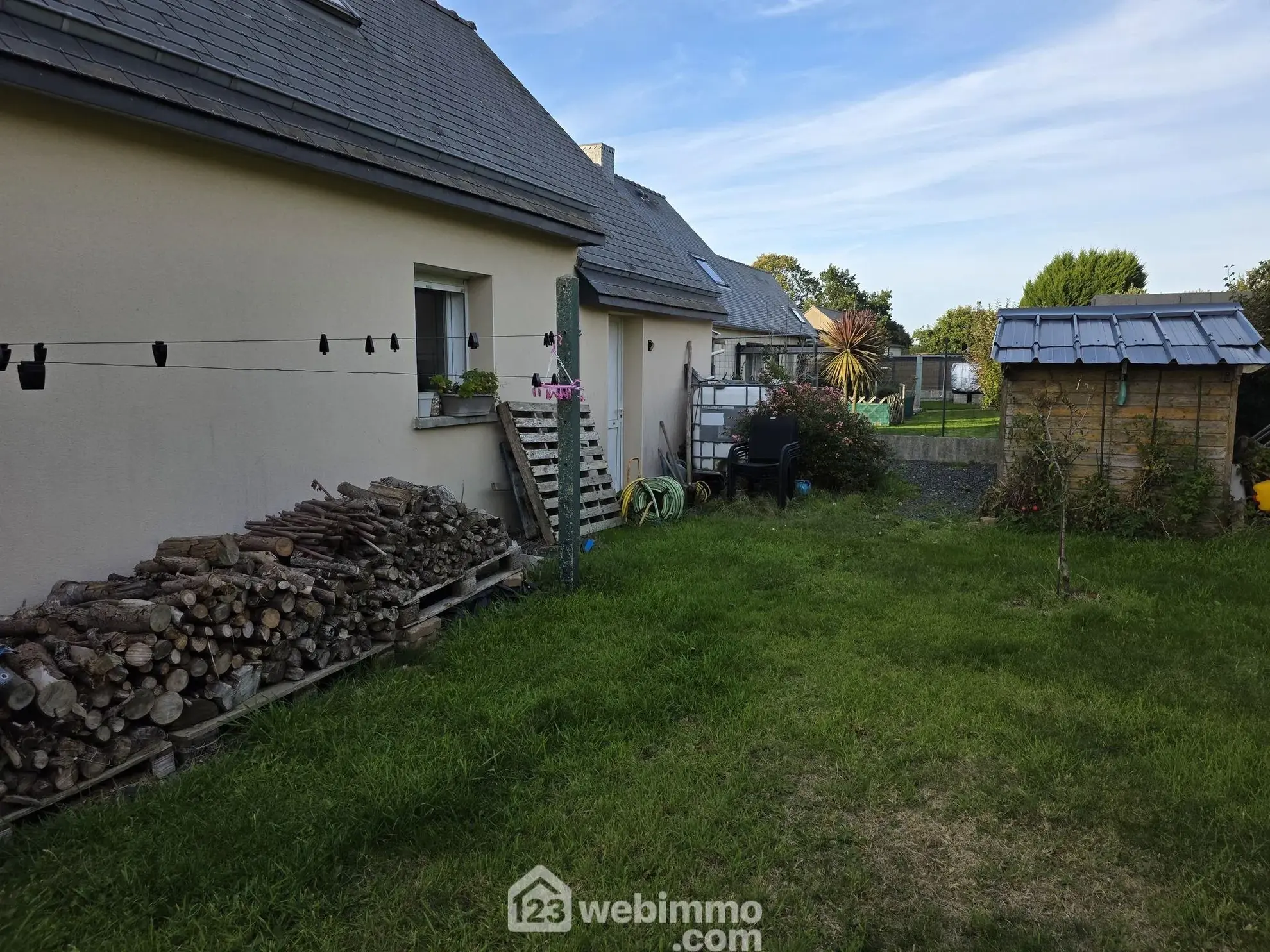 Maison lumineuse de plain-pied à POMMERIT-JAUDY – 910 m² de terrain 