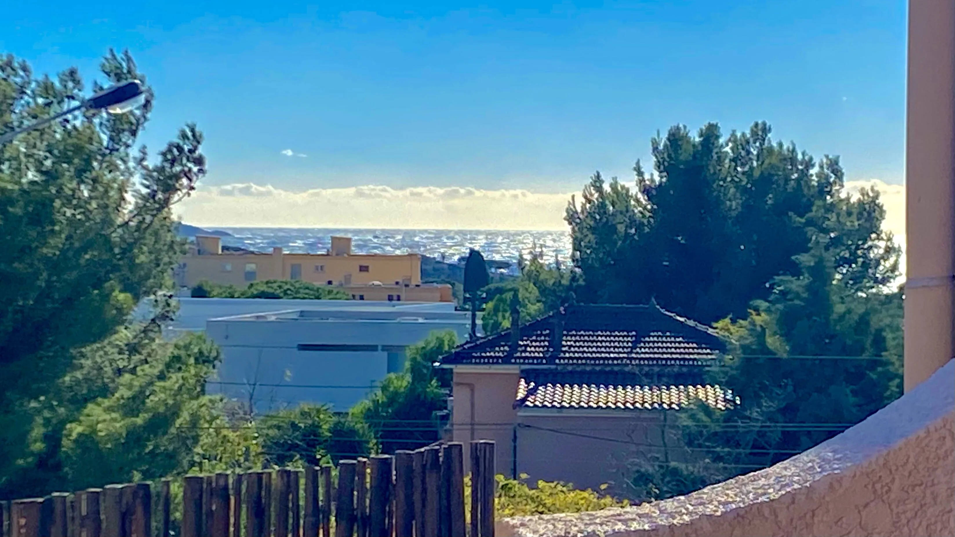 Magnifique appartement meublé avec vue mer à Bandol 