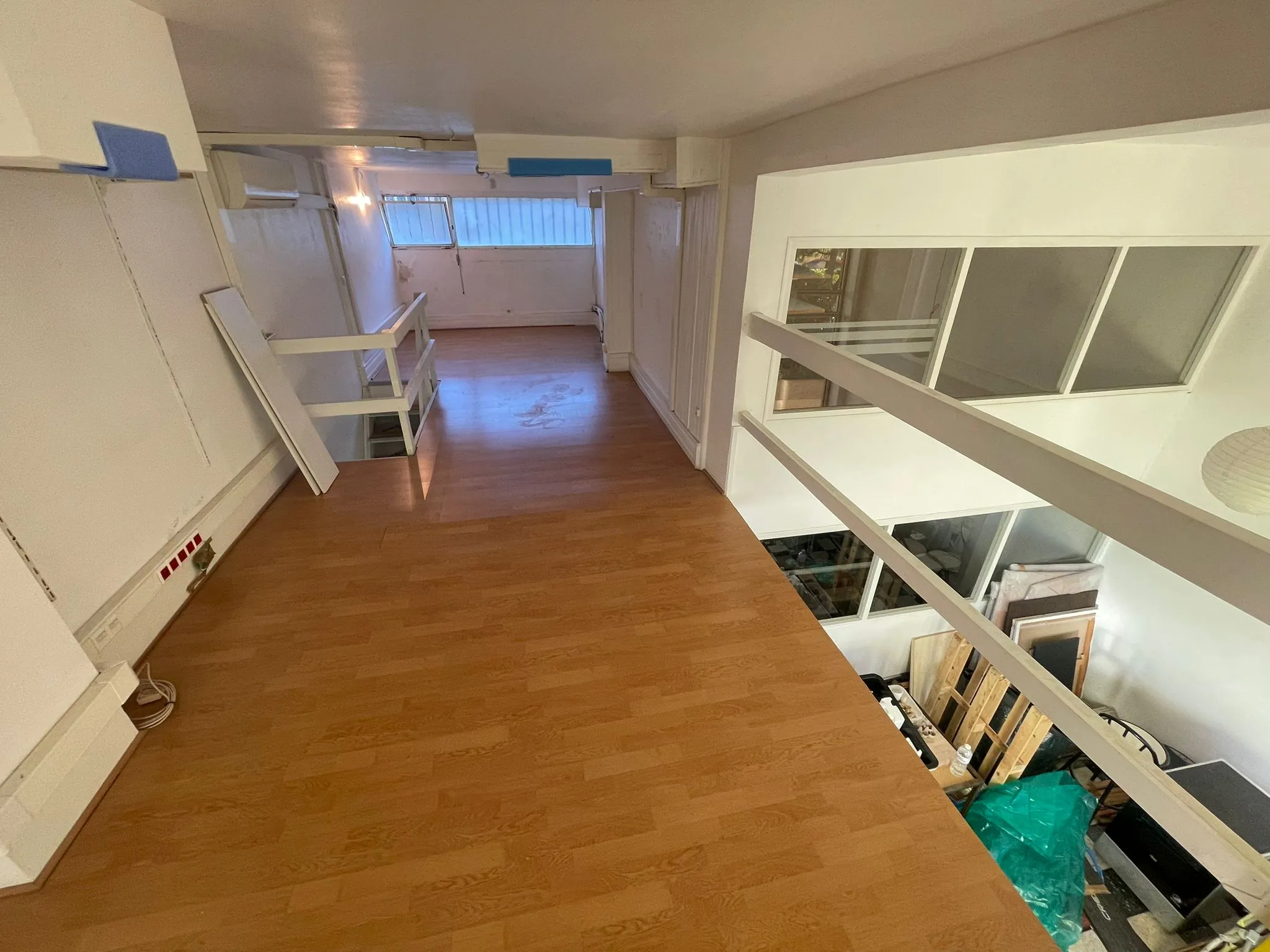 Local commercial de 97 m² à Marseille, idéal pour commerces ou bureaux 