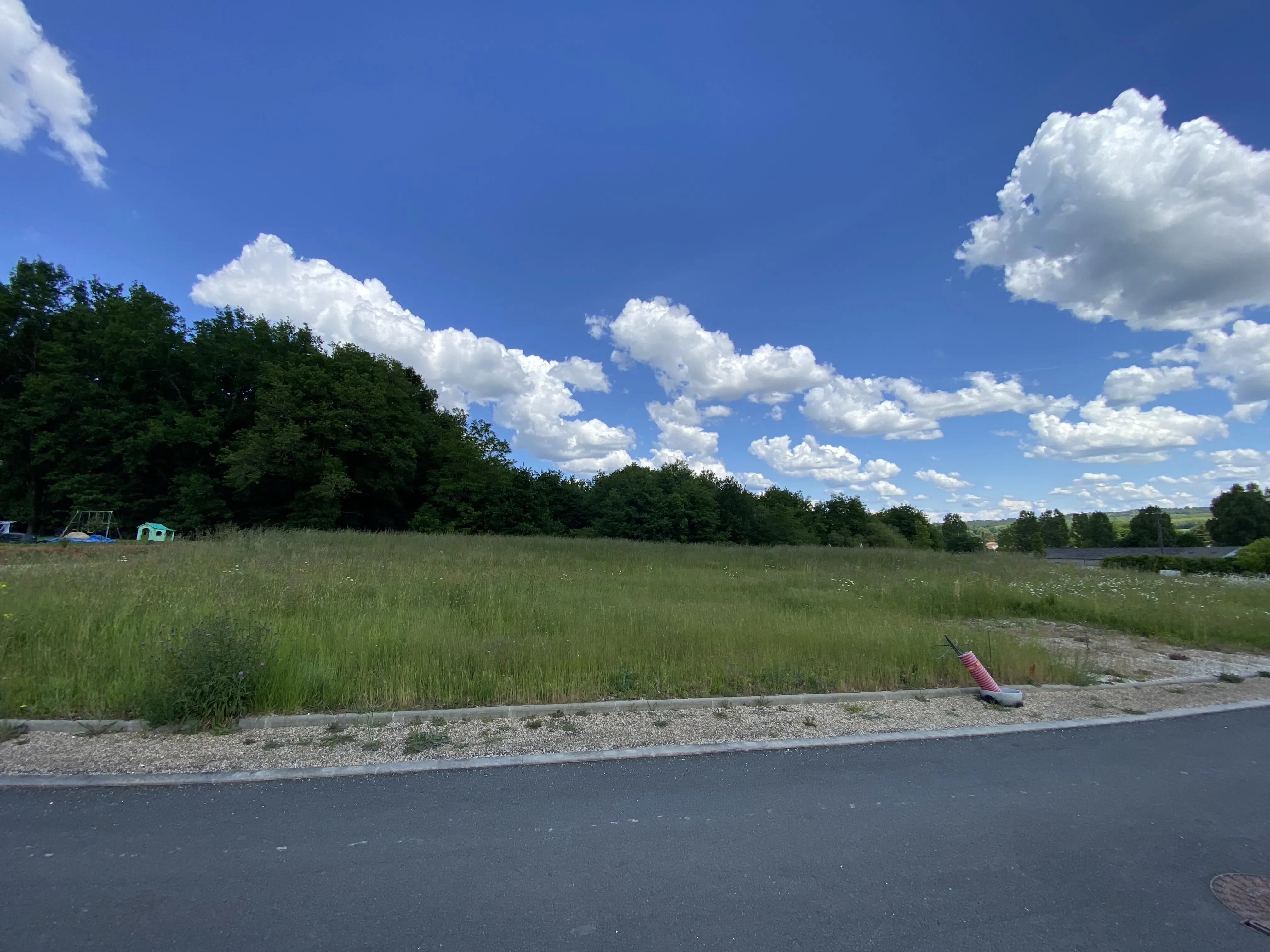 Maison neuve 4 chambres à Annesse-et-Beaulieu dans un lotissement calme 