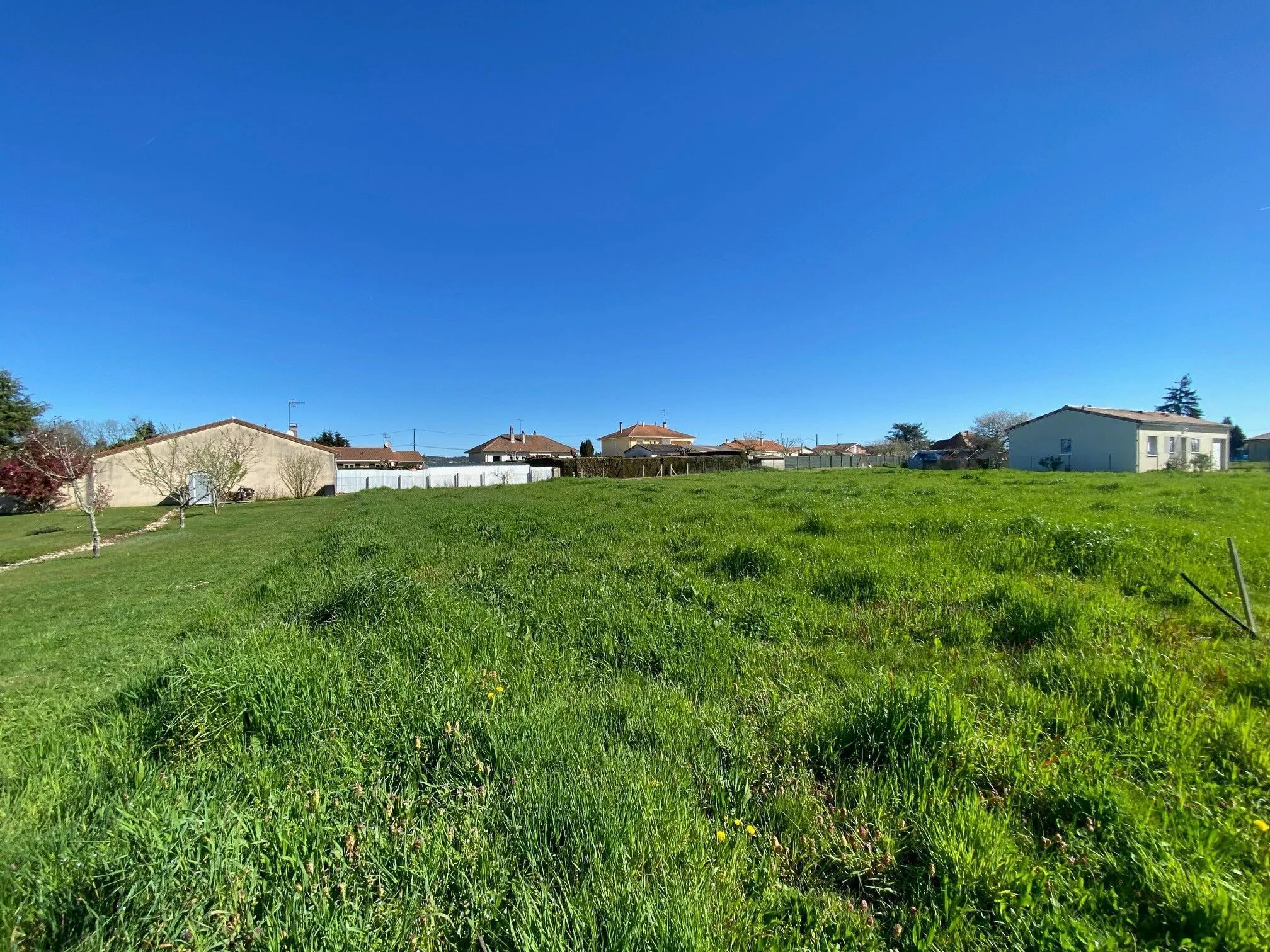 Maison individuelle neuve 4 chambres à Saint-Médard-de-Mussidan (24400) 